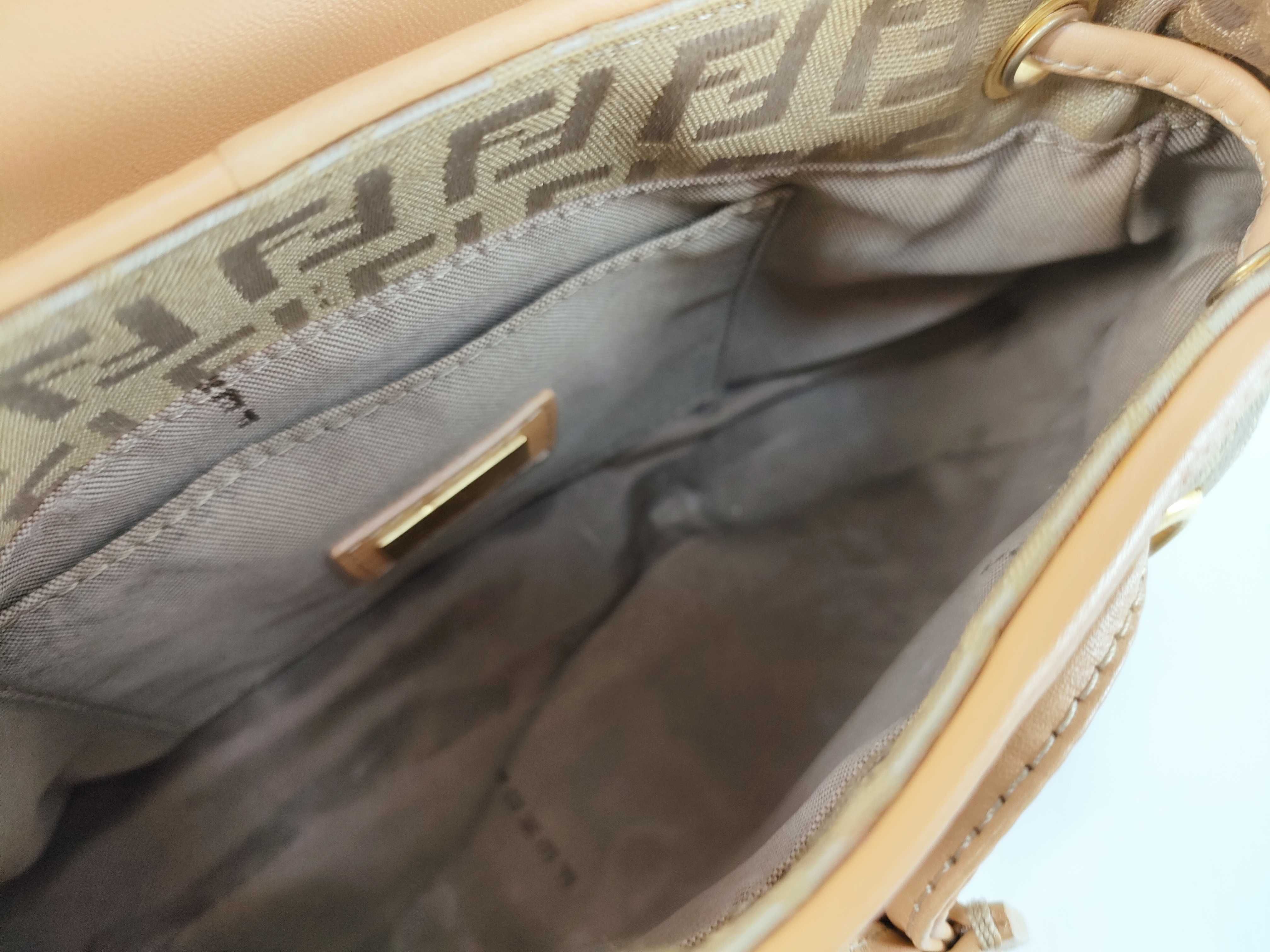 Mini Handbag Shoulder Bag — view 10