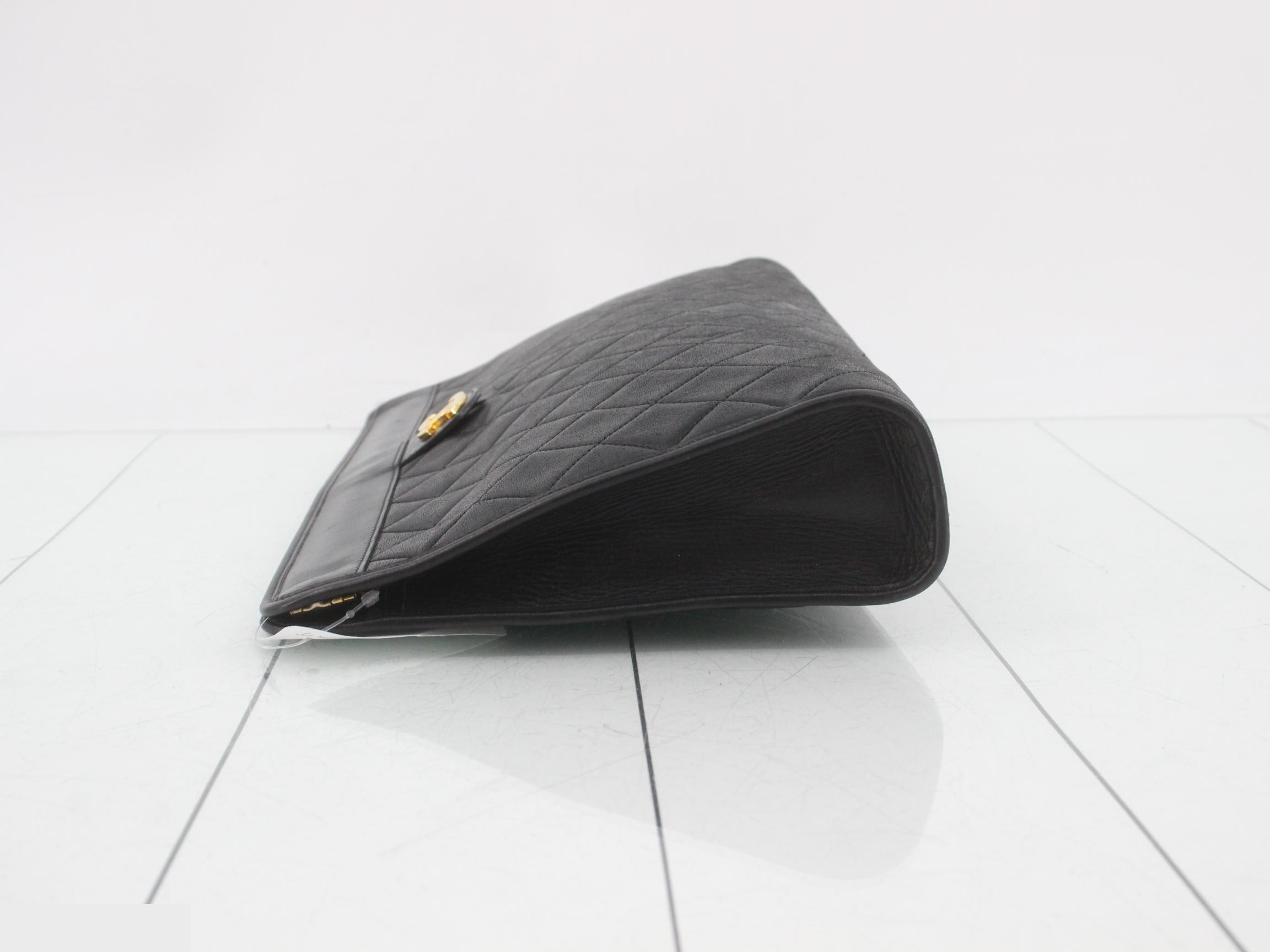 Matelassé clutch bag, lambskin, black — view 4