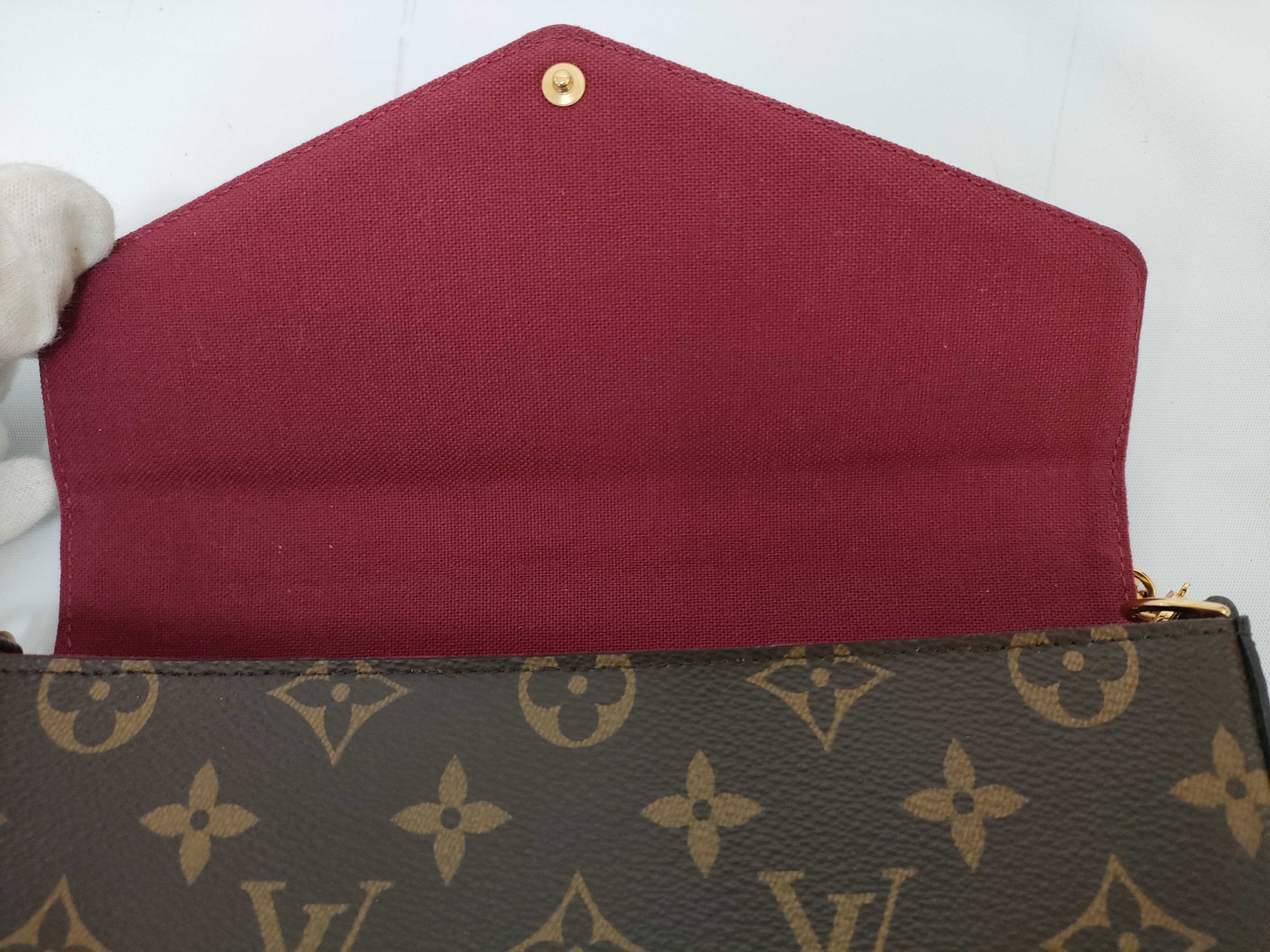 Monogram Louis Vuitton Monogram Three-in-One Shoulder Bag — view 7