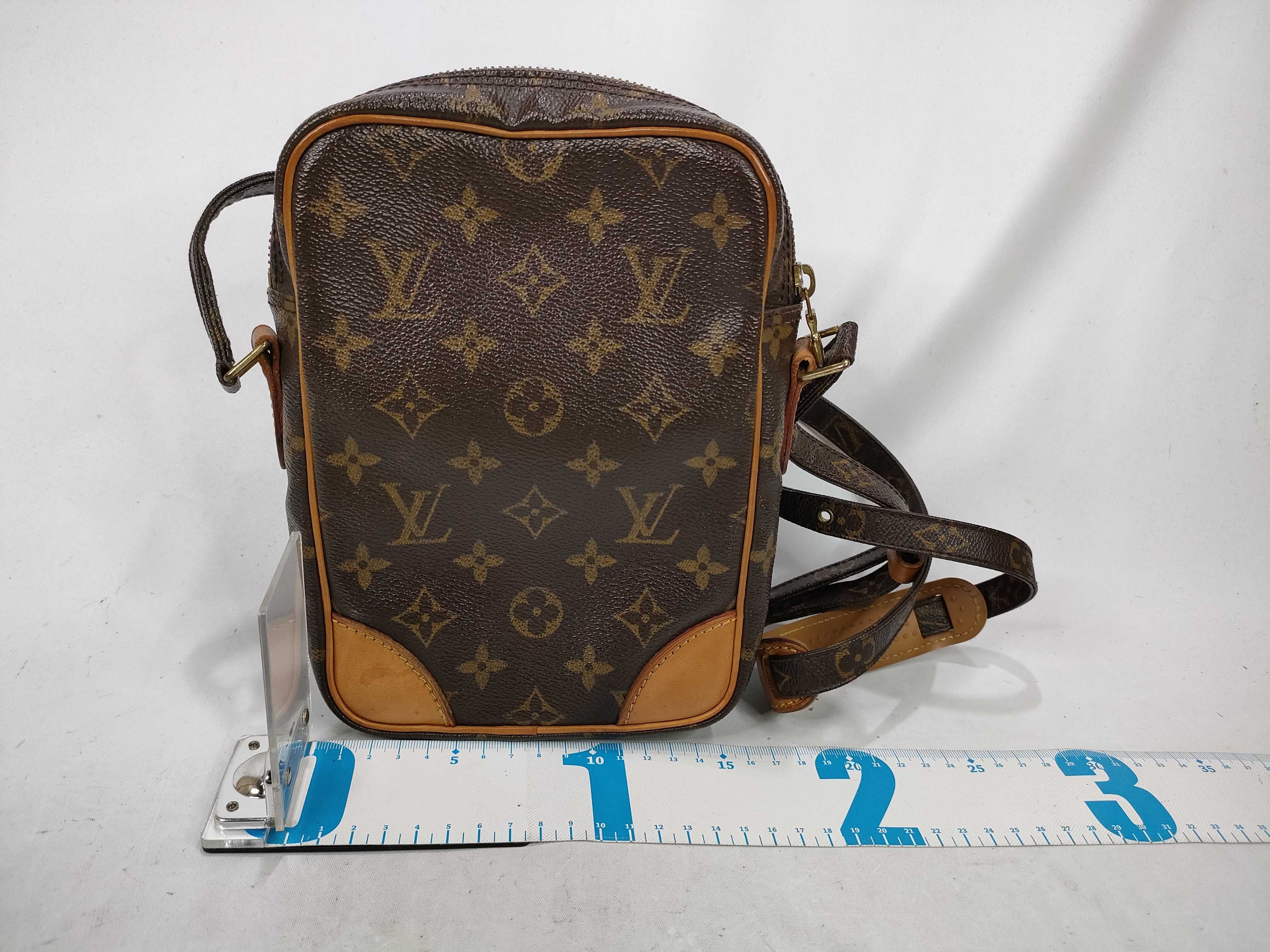 Monogram Amazon M45236 AR0062 Shoulder Bag — view 2