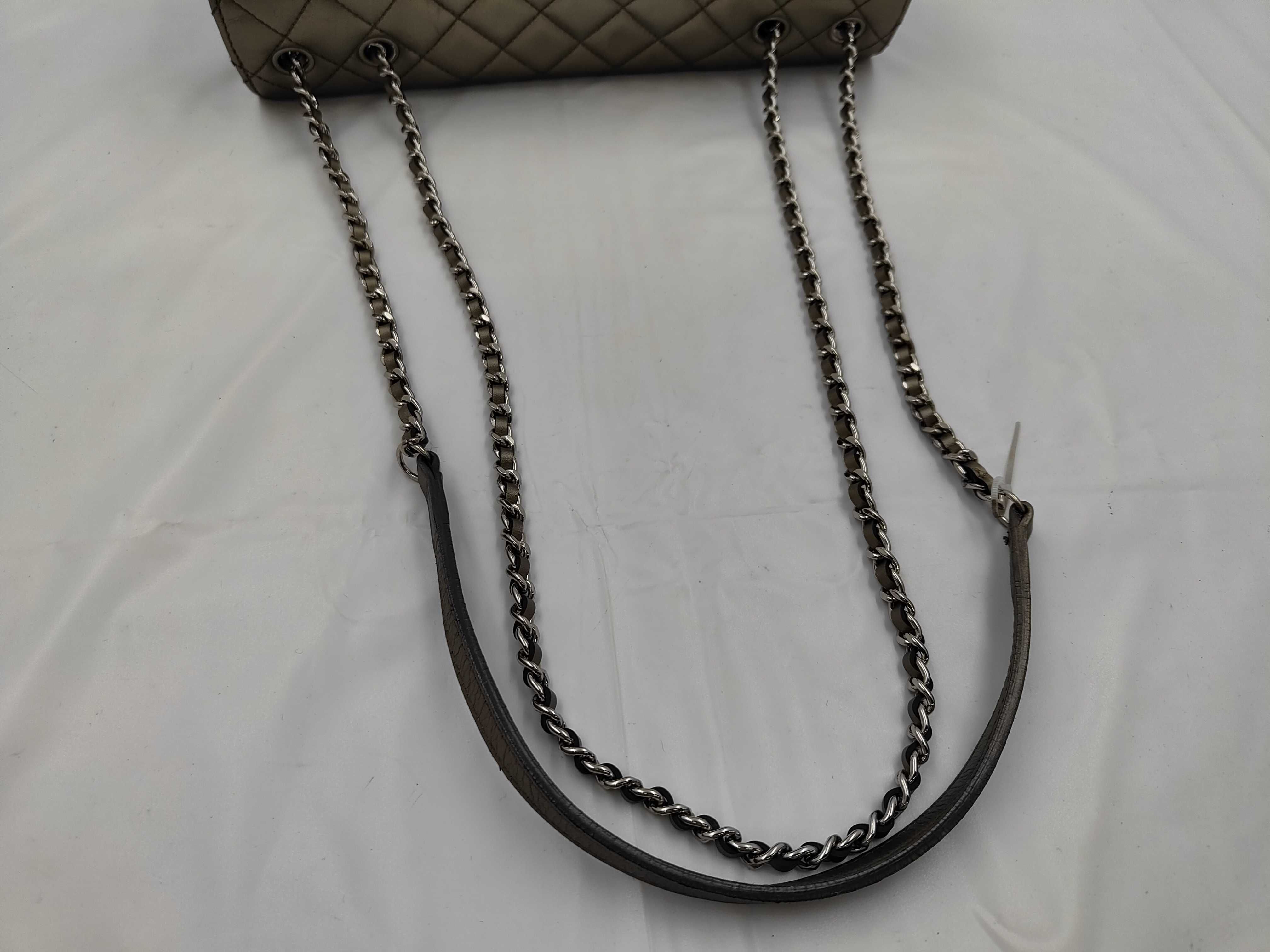 Matelassé Chain Shoulder Bag, Calfskin, Gold — view 3