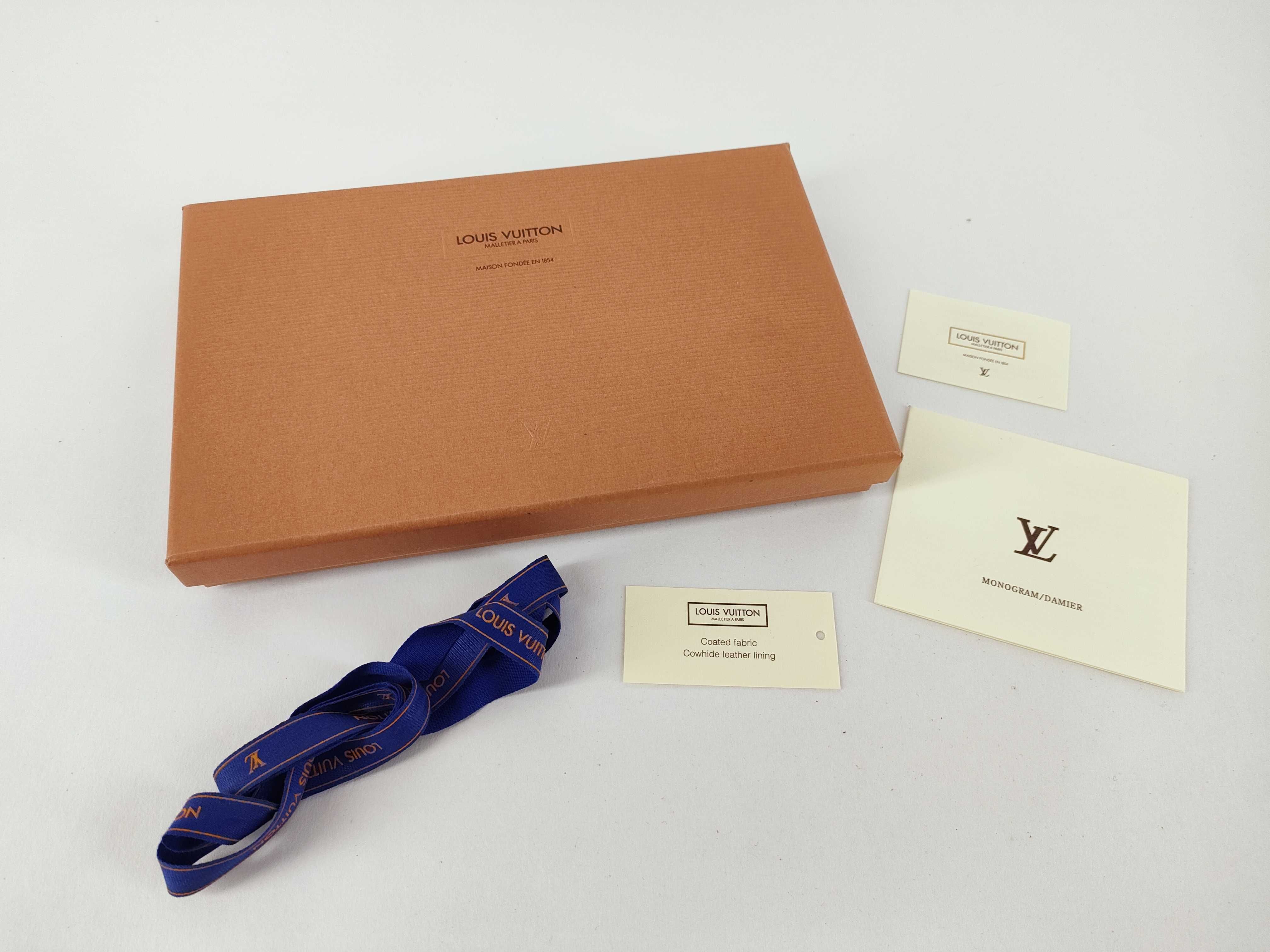 Monogram / Monogram / Portefeuille Tresor International / M61215 / TH0010 / Long Wallet / PVC Wallet — view 15