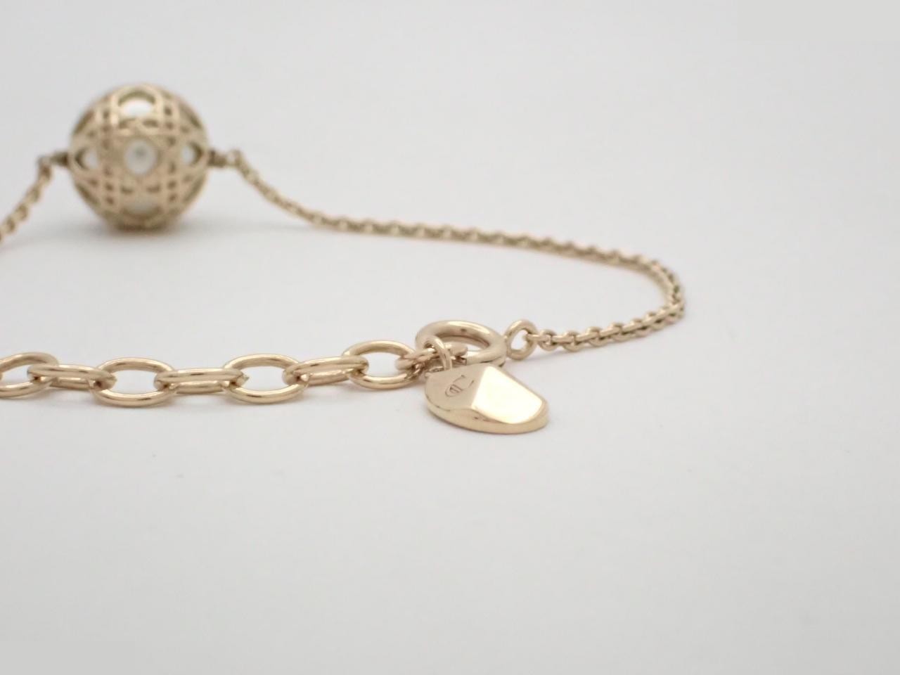 Other items: Precious metal bracelets and bangles (metal), wrist circumference approximately 19 cm. — view 3