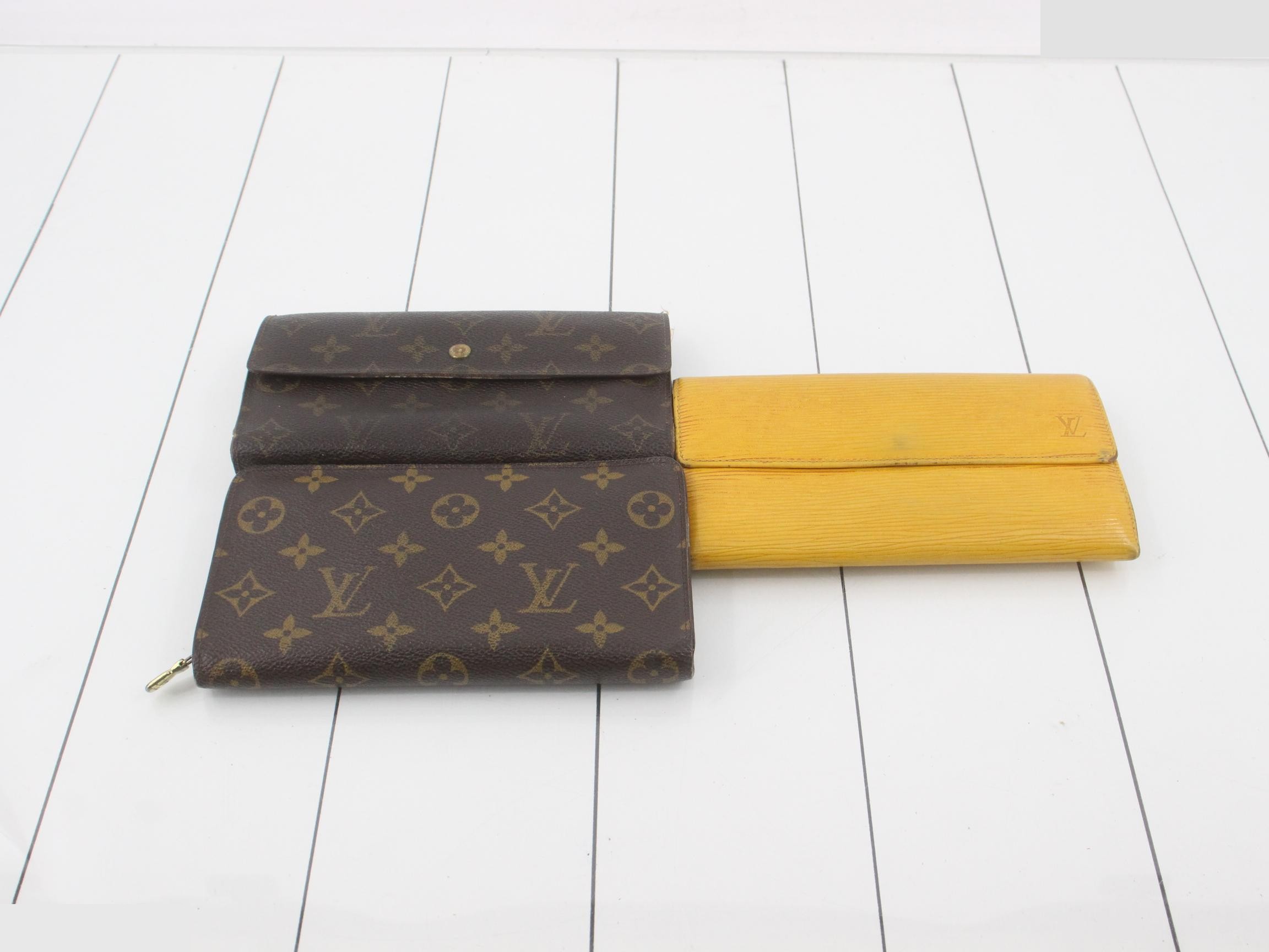 Other items: Wallets, key cases, BULK SALE, 5-piece set. — view 2