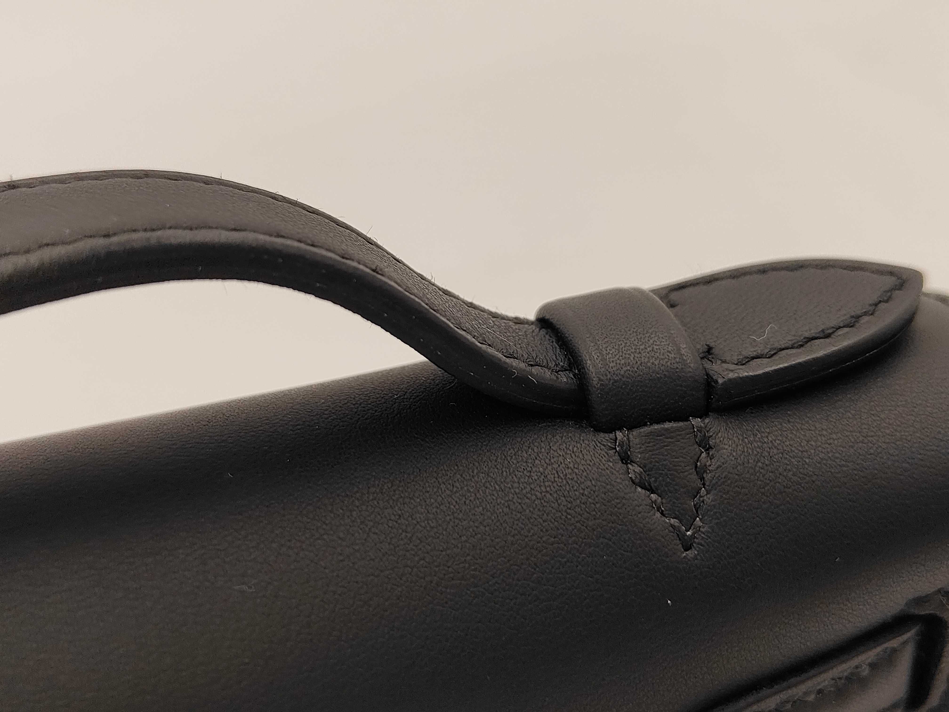 Pochette Kelly, Black Swift Leather, Silver Hardware, G Stamp, Handbag — view 3