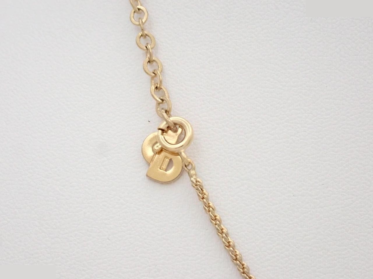 Other lines: Precious metals, necklaces, pendants — view 2