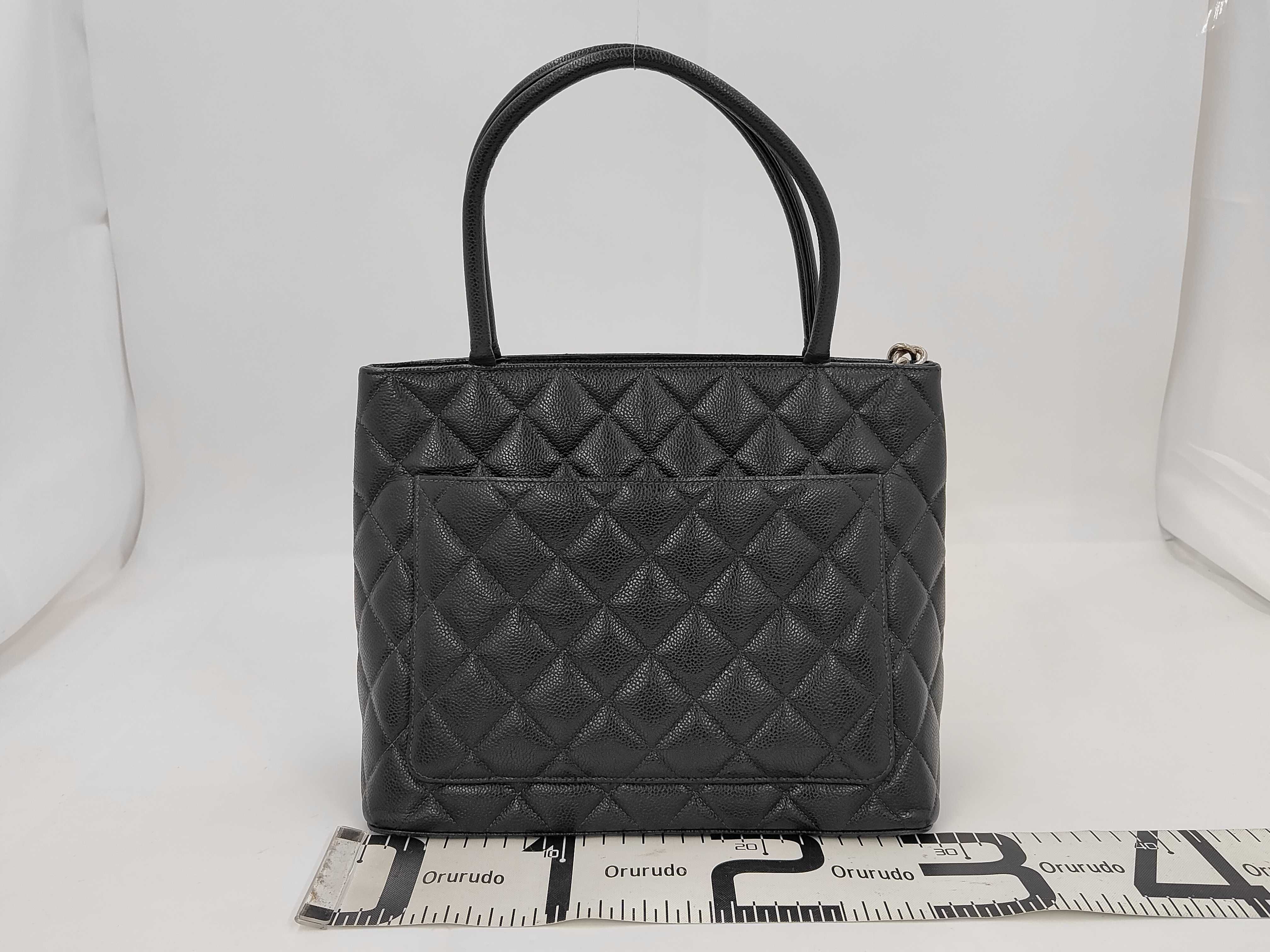Caviar Skin Reissue Tote Bag — view 2