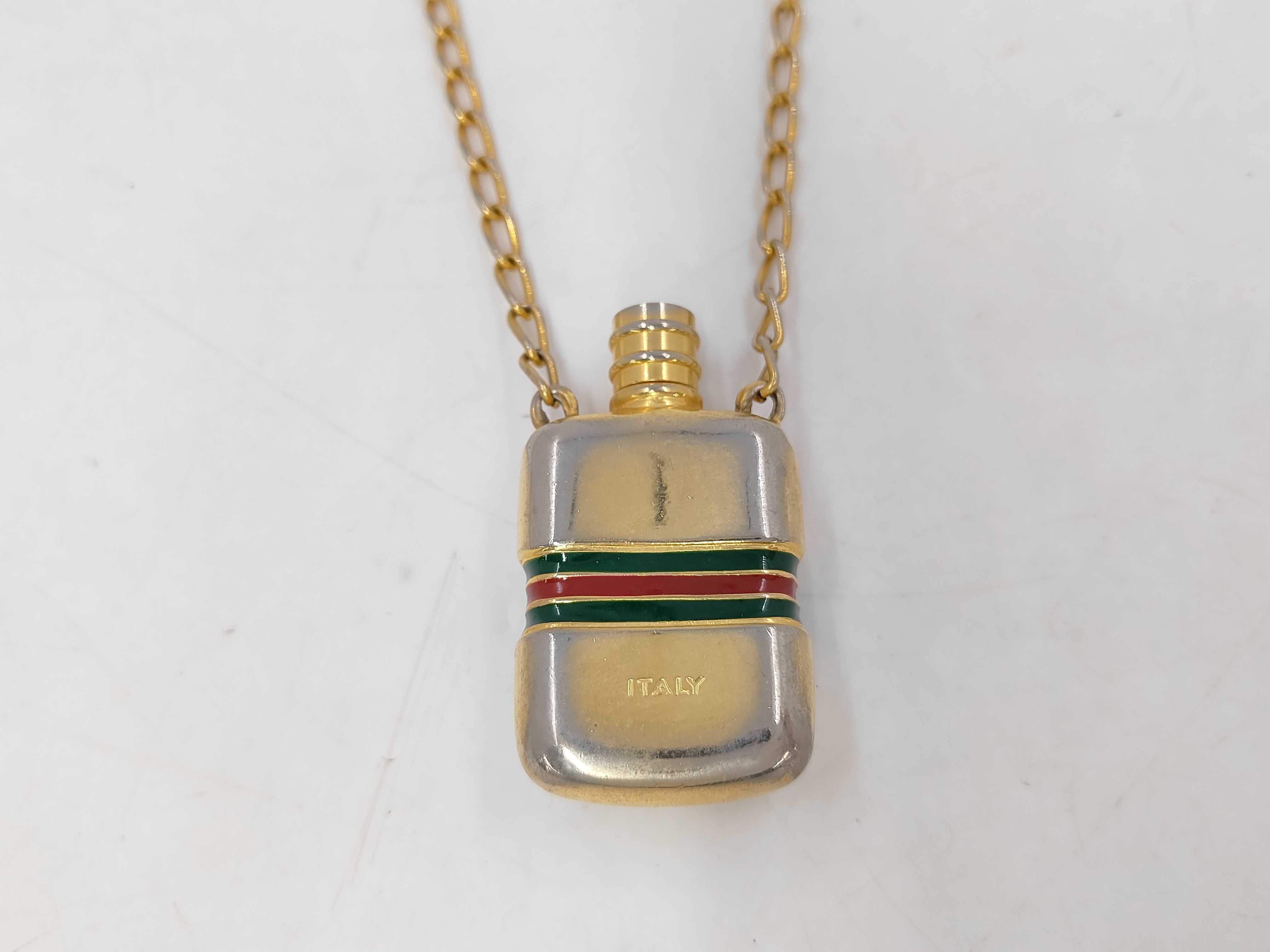 necklace — view 2