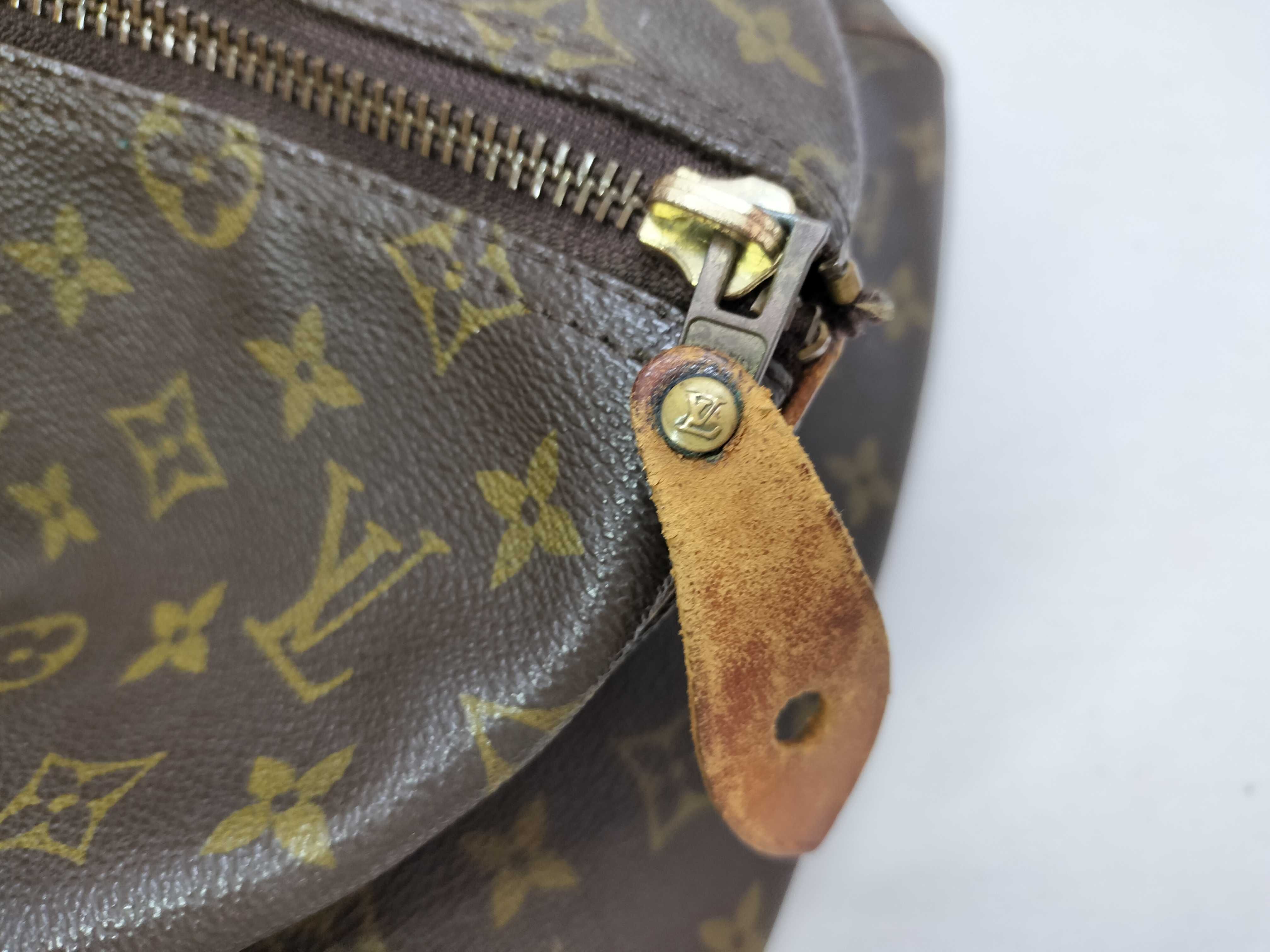 Monogram LV Monogram Keepall 55 Boston Bag — view 14