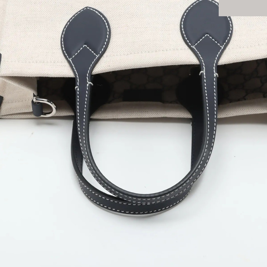 Unused bag and pouch included. Logo print. 2-way bag. 772144 — view 4