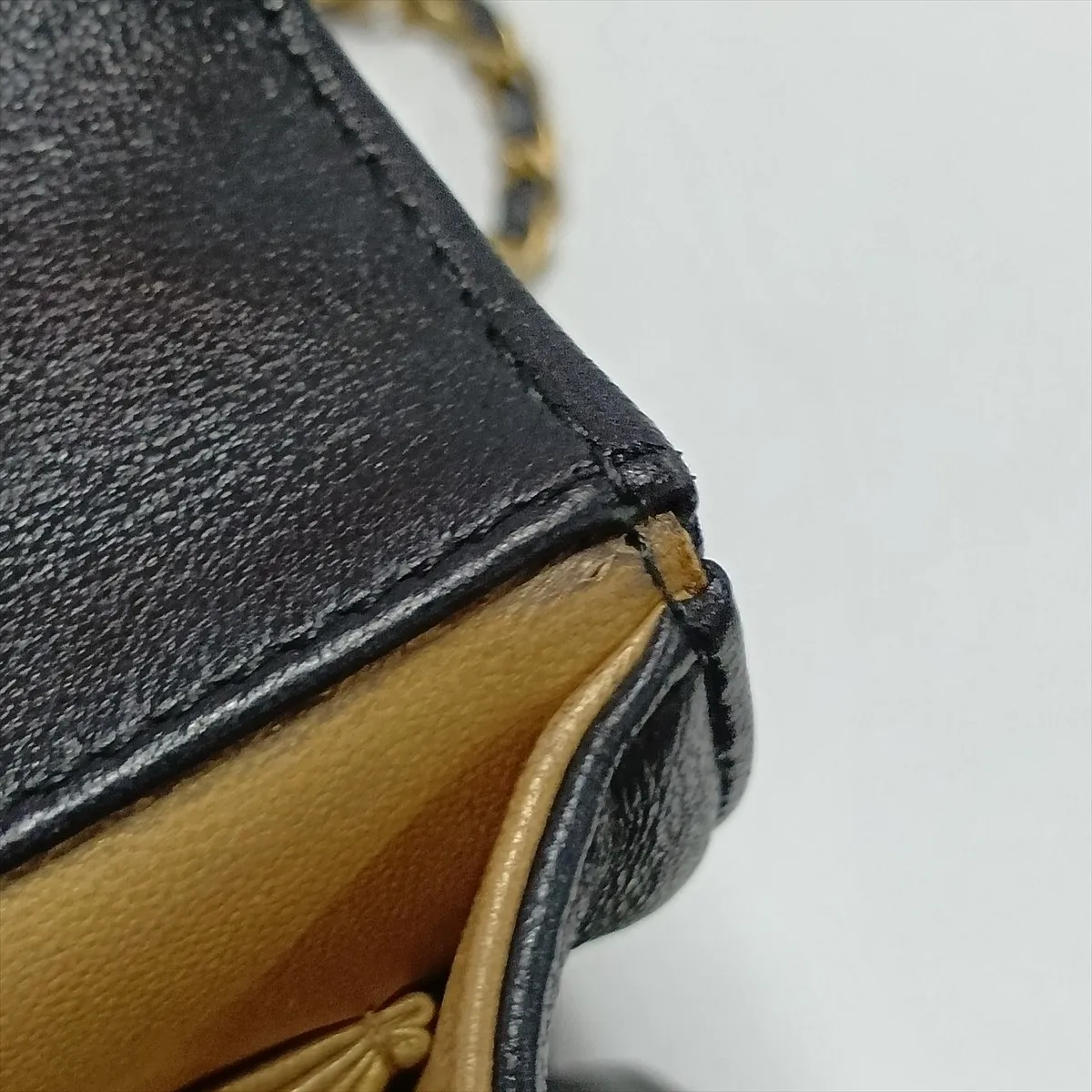 Matelassé Lambskin Chain Shoulder Bag, Pearl Black with Gold Hardware, 27861620, Serial Number 27 — view 15