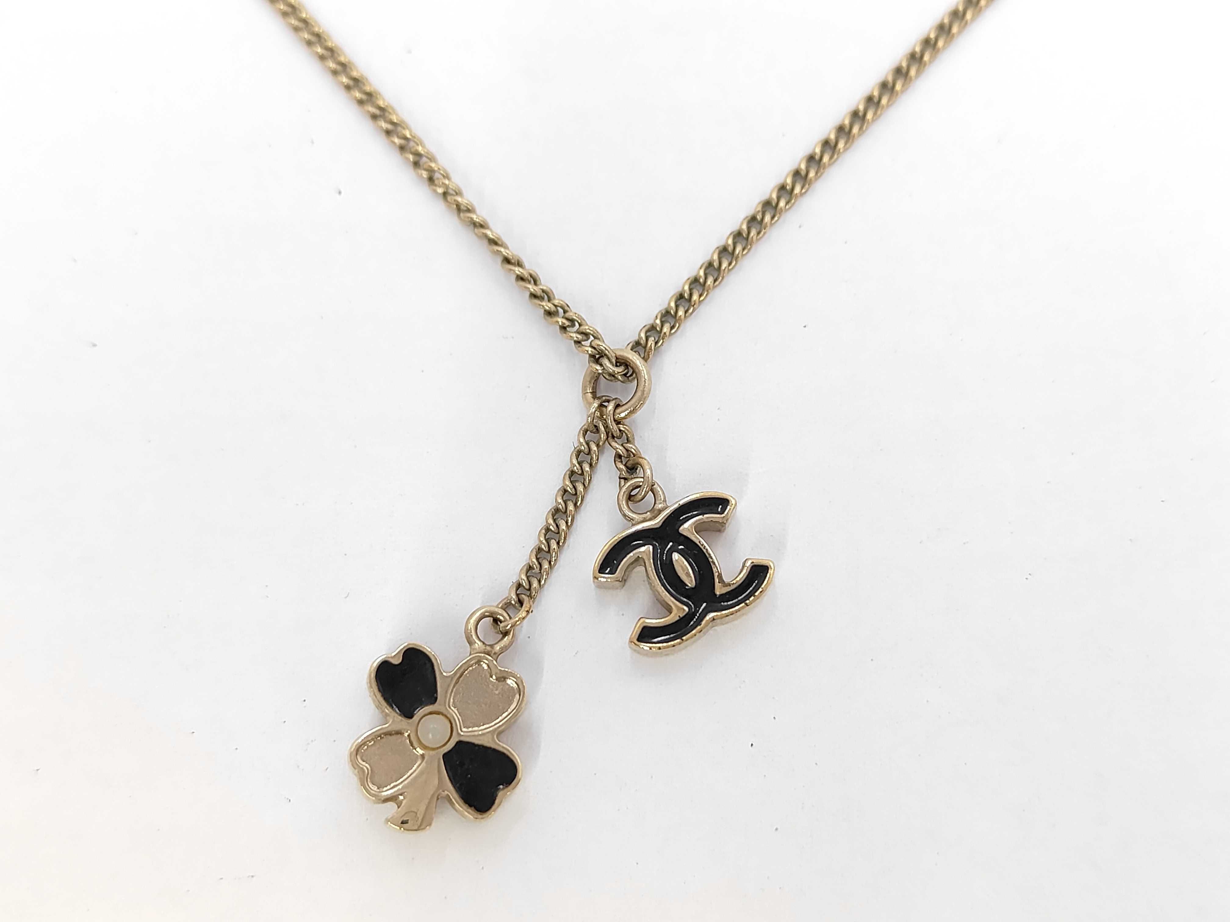 Coco Clover Necklace — view 2