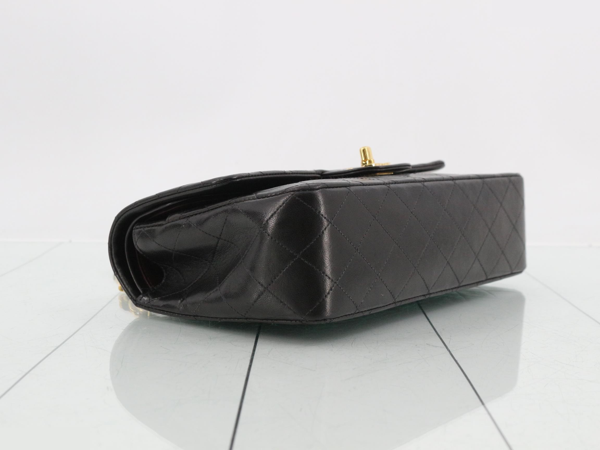 Matelassé 25 Double Chain Shoulder Bag, Double Flap, Lambskin, Black, Series 4, W25cm — view 5