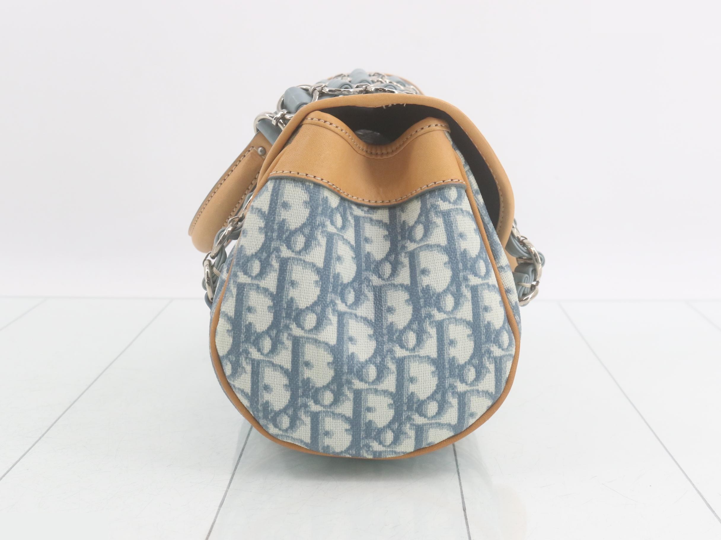 Trotter Romantic Double Chain Handbag with Dust Bag — view 4