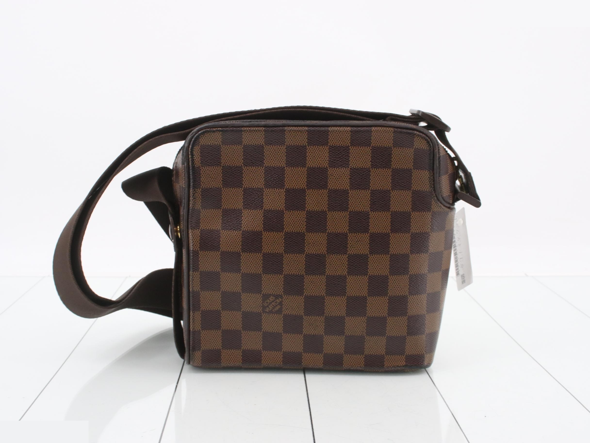 LV Damier Olaf Shoulder Bag — view 2