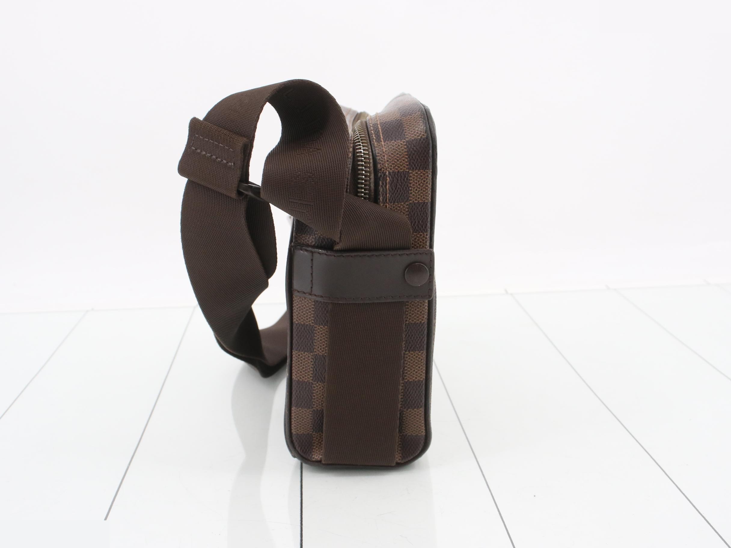 LV Damier Olaf Shoulder Bag — view 3
