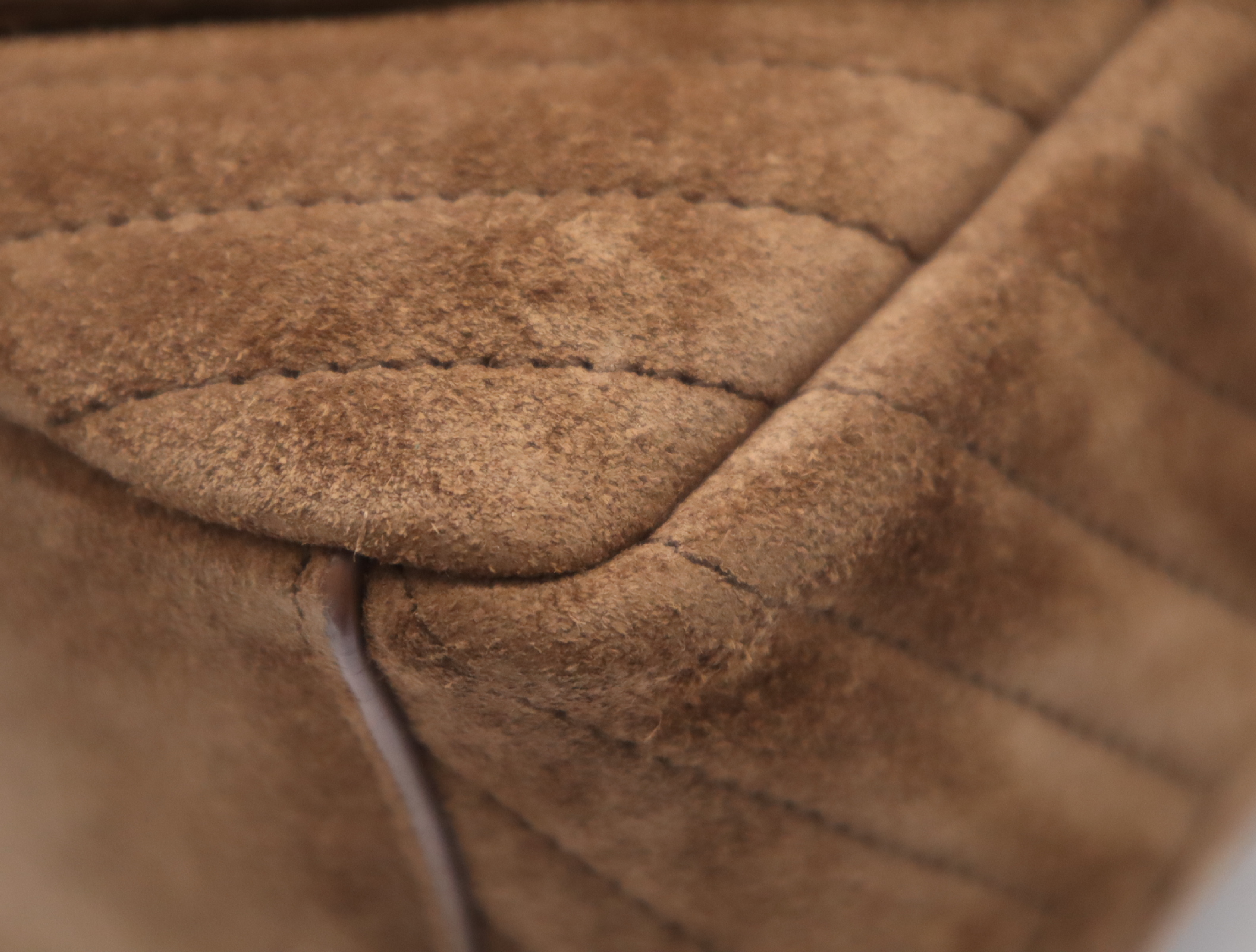 Suede Shearling Joe Mouton Chain Shoulder Bag (Brown/Beige) — view 7