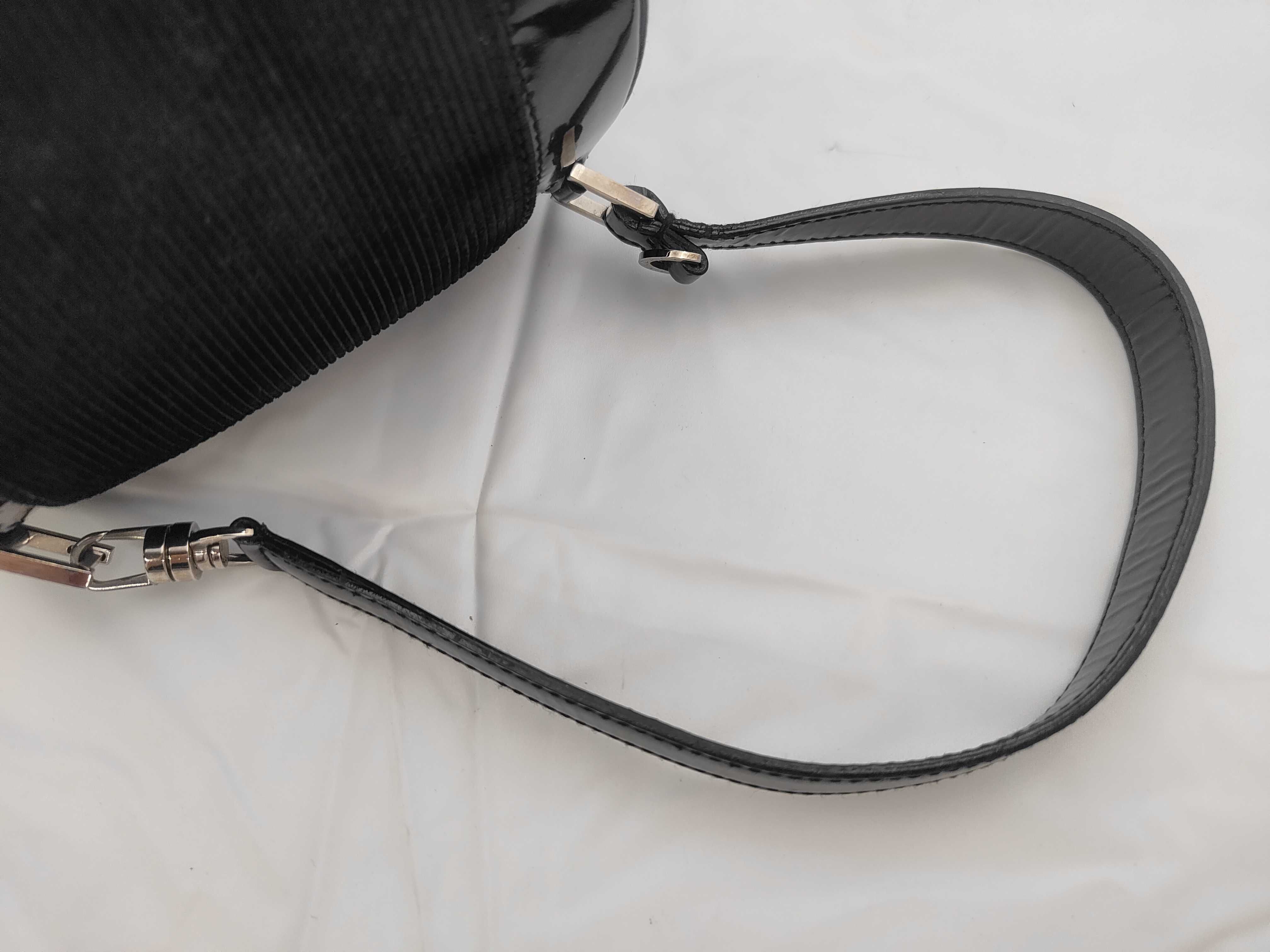 Bulgari Drum Enamel Black Handbag — view 3