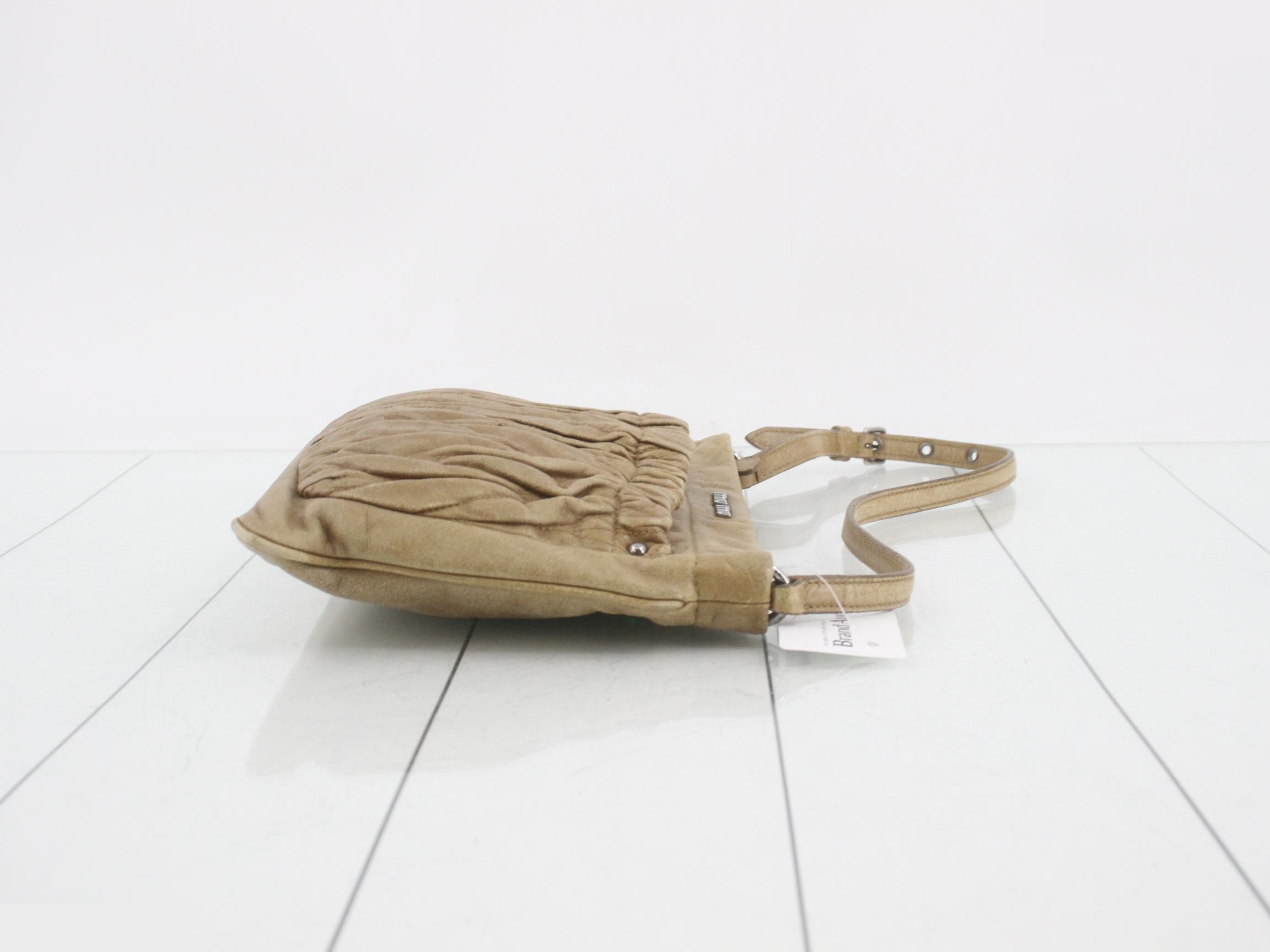 Matelassé (bag) - Shoulder bag — view 3