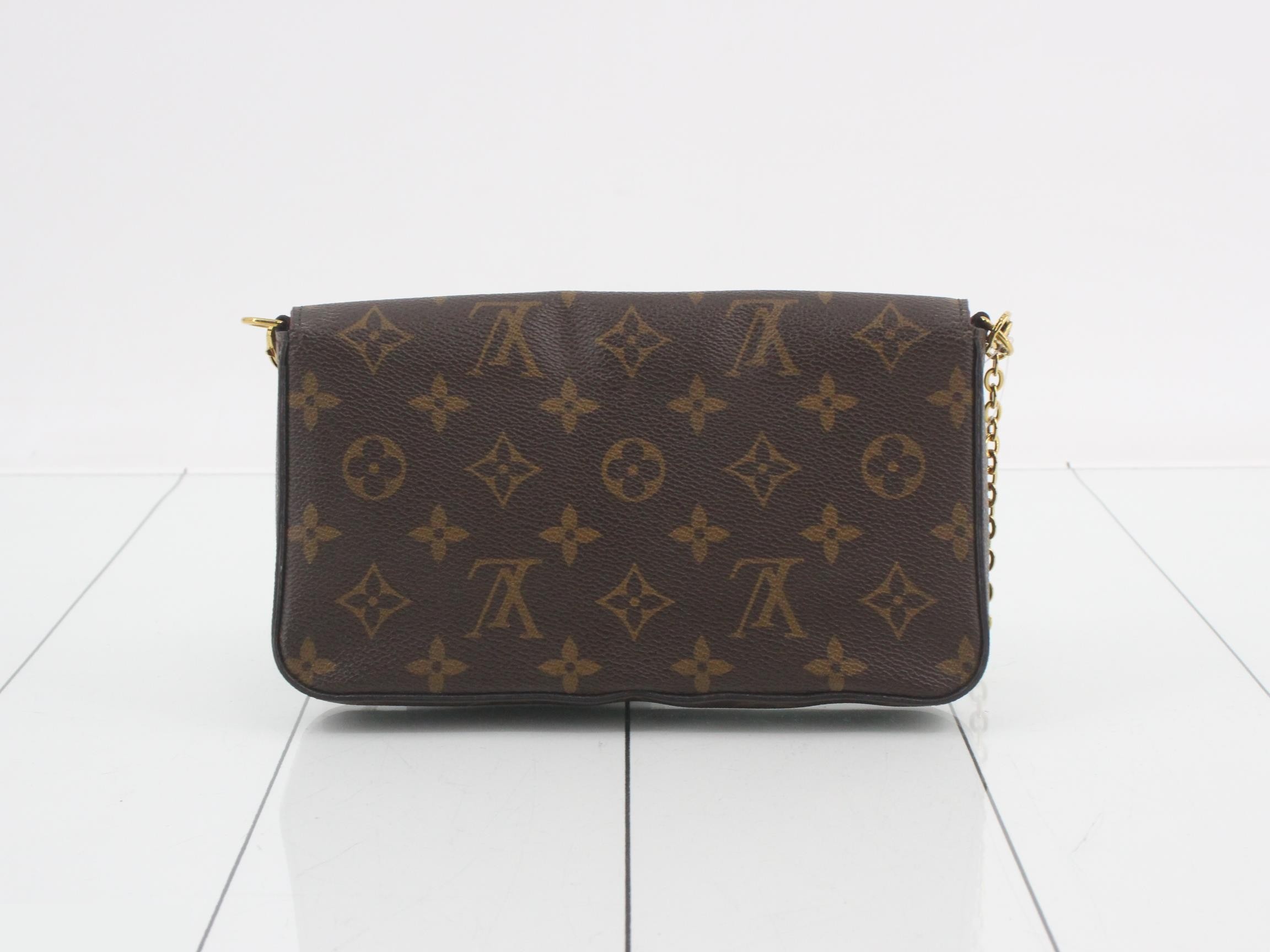 Pochette Felicie Fuchsia Shoulder Bag with Coin Purse — view 2