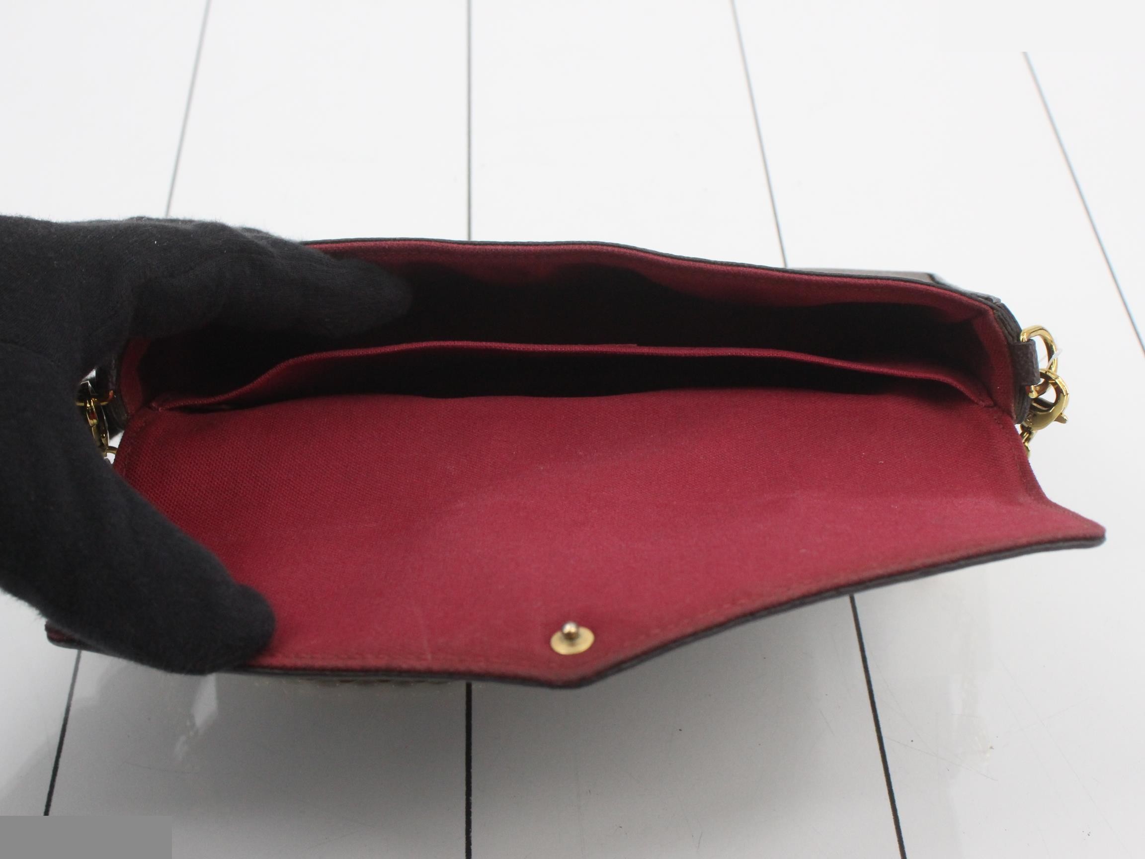 Pochette Felicie Fuchsia Shoulder Bag with Coin Purse — view 4