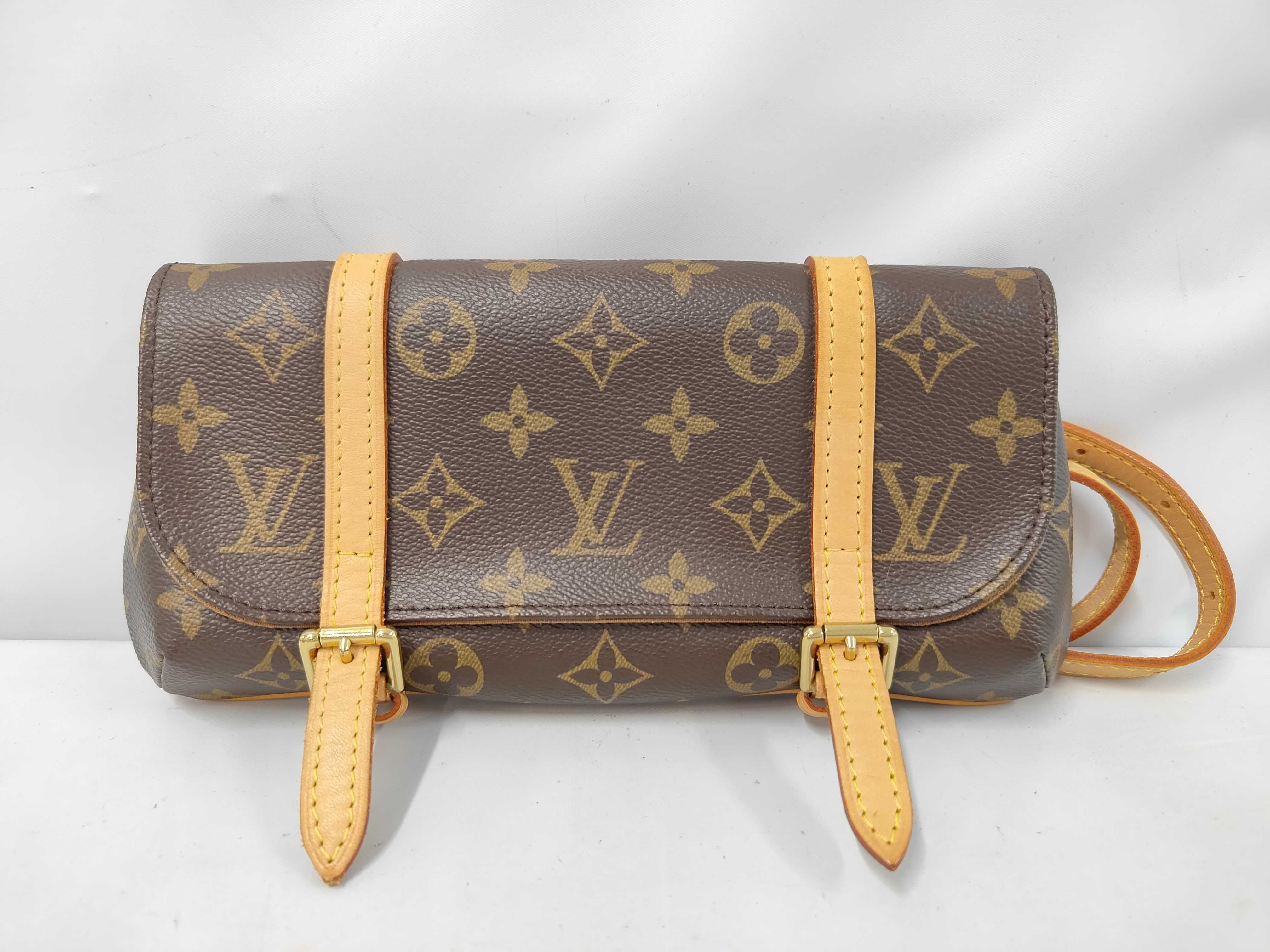 Pochette Marelle Shoulder Bag