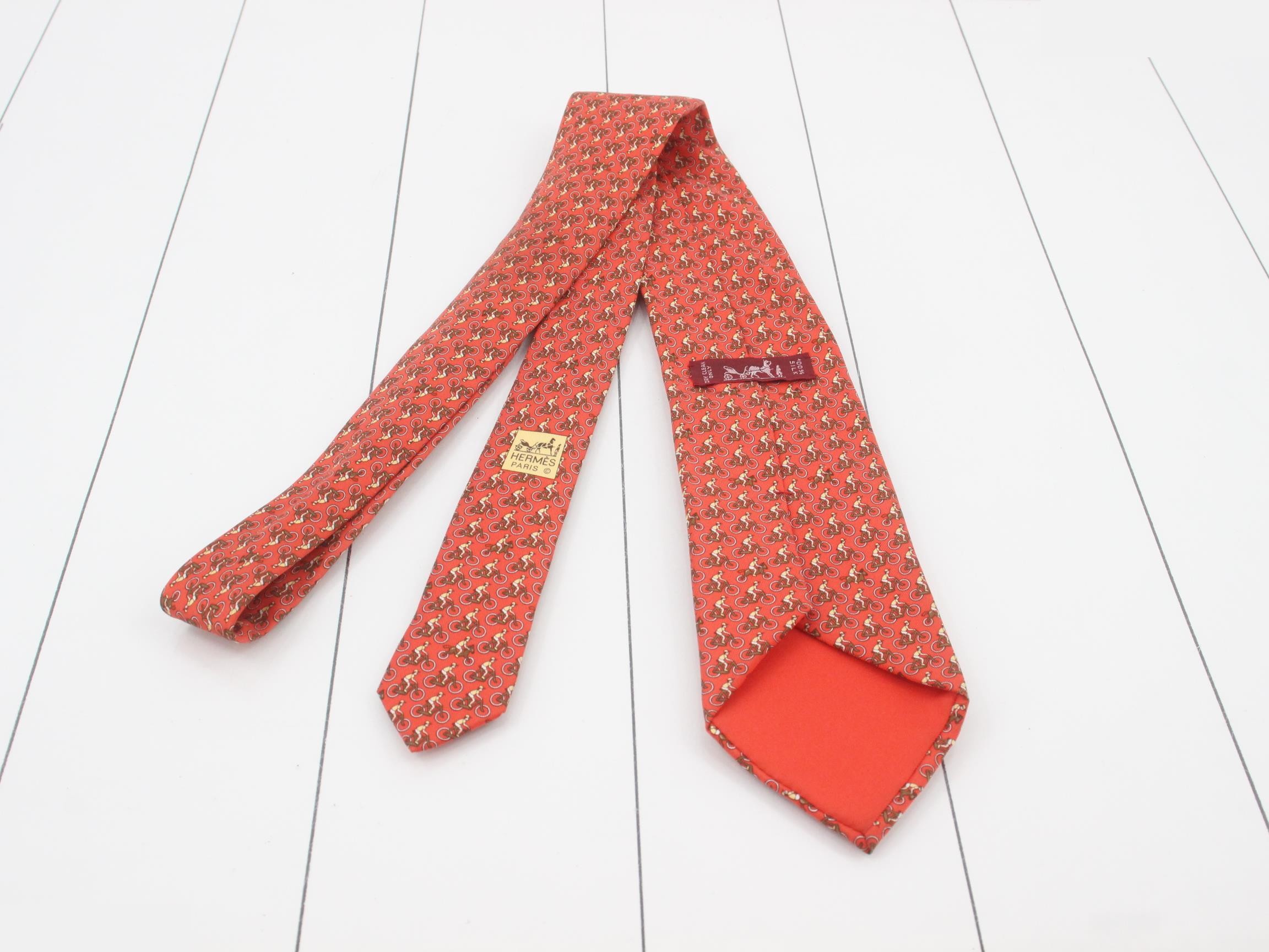 Silk tie — view 2