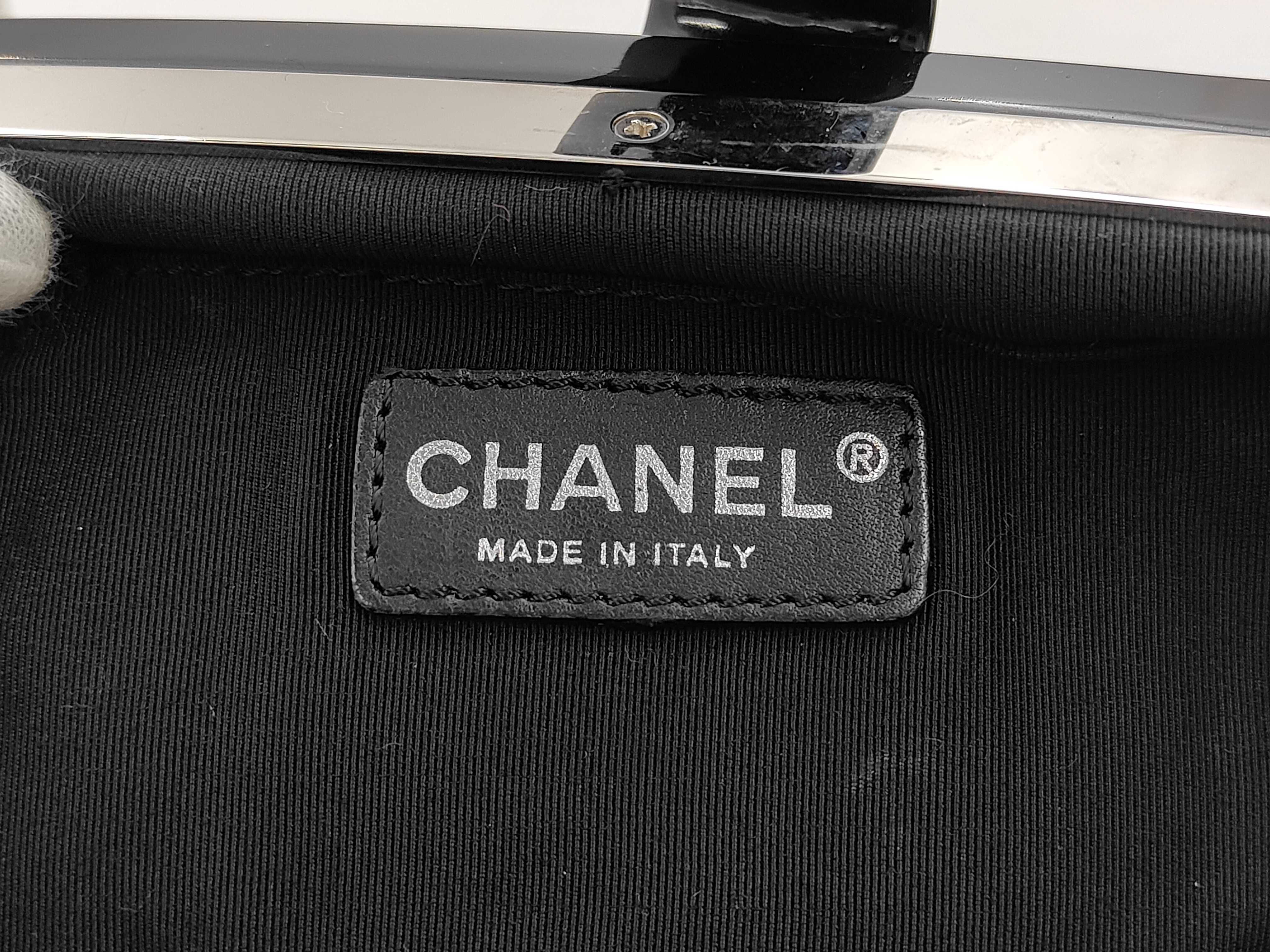 Cruise Line Canvas Handbag, Black, Serial Number 10-series, with Mirror Charm, Item Number 10337032, Shoulder Bag — view 9