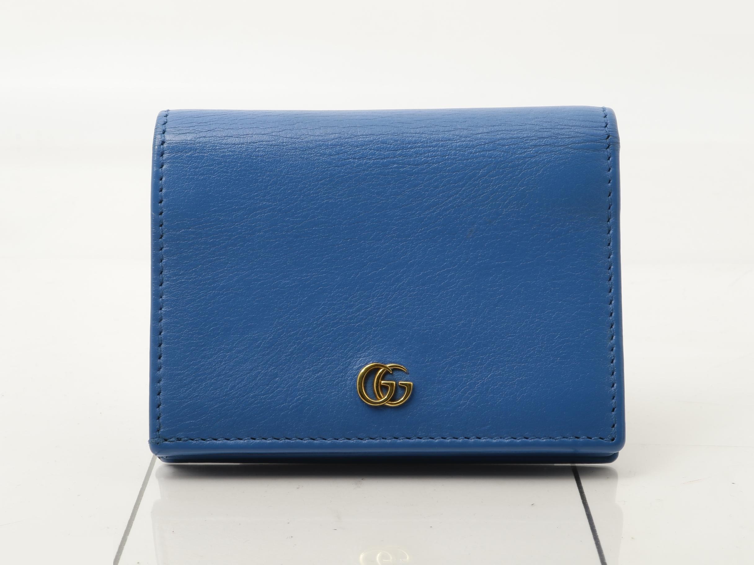Bi-fold wallet — view 2