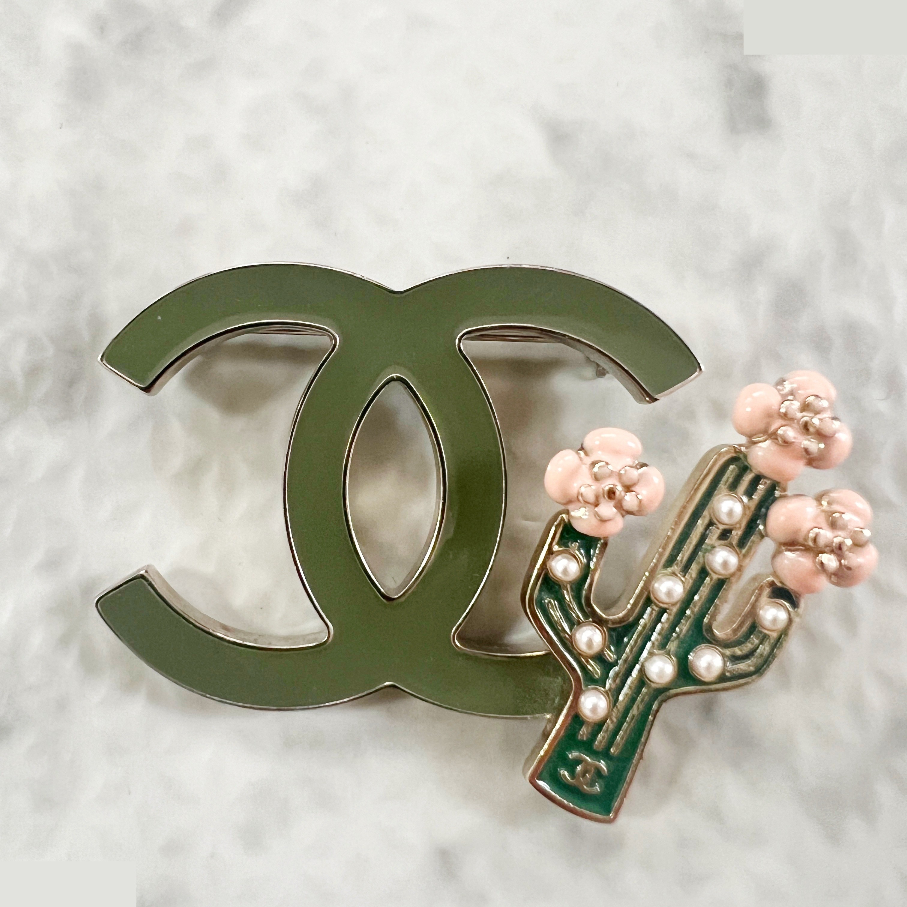 B17C Cactus Coco Mark Brooch — view 2