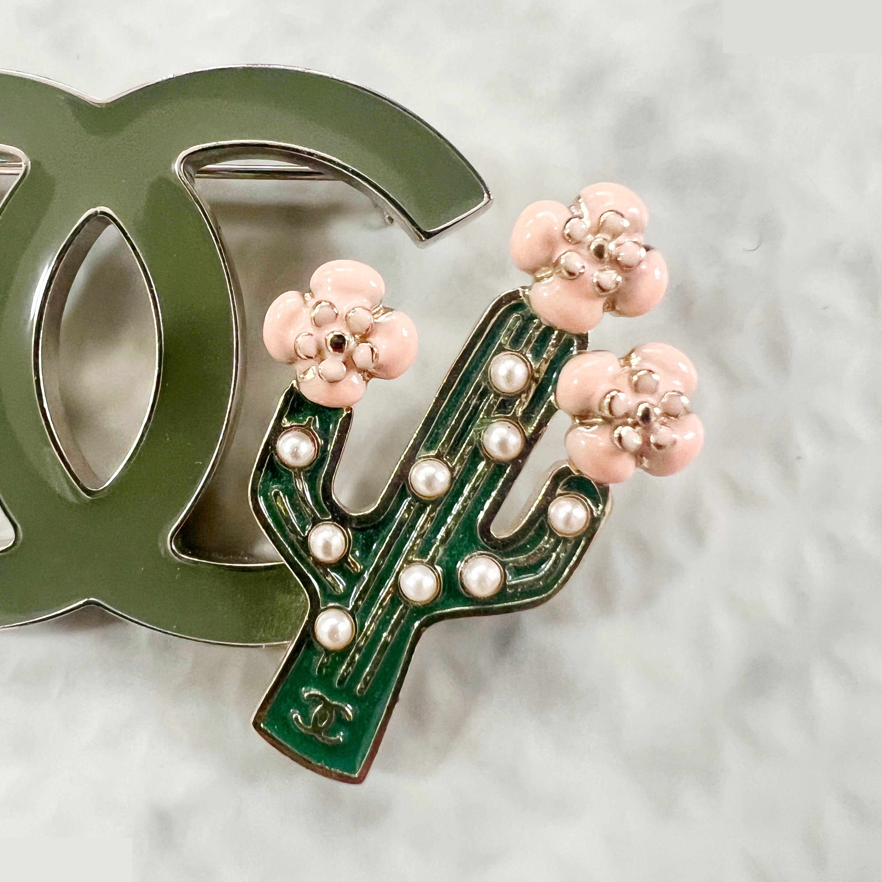B17C Cactus Coco Mark Brooch — view 3