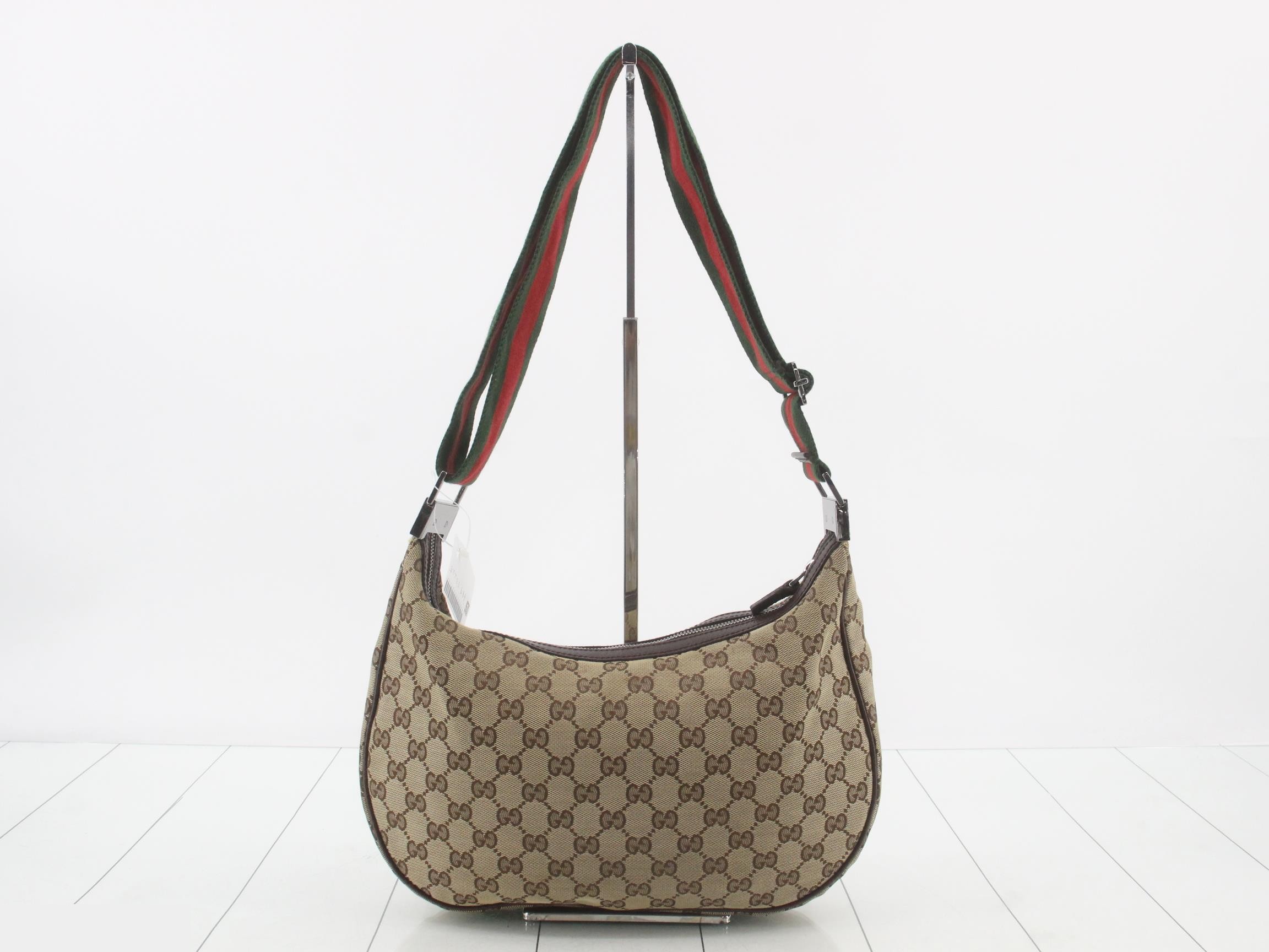 122790 GG Canvas Shoulder Bag — view 2