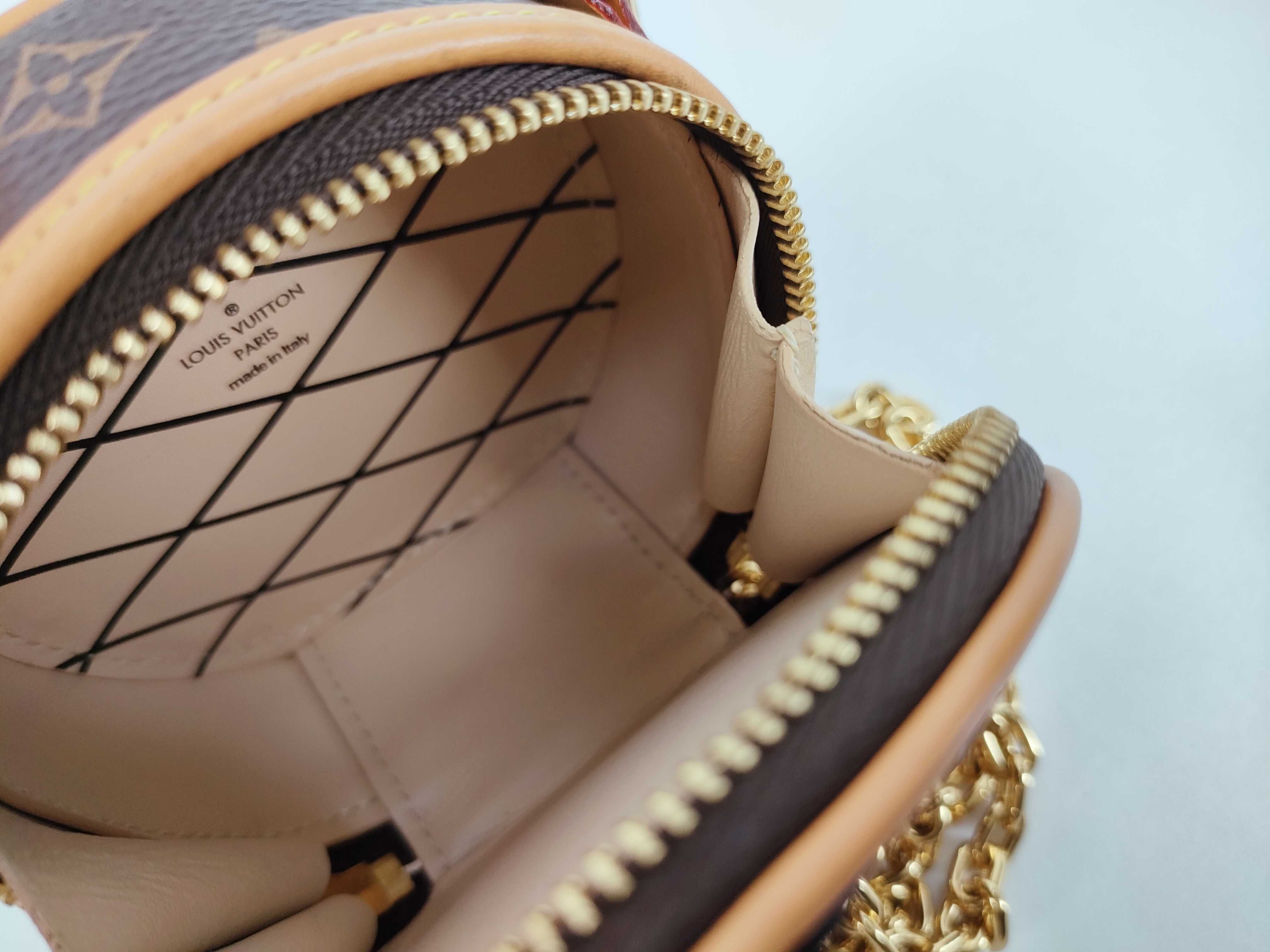 Monogram Louis Vuitton Monogram Boite Chapeau Necklace M68570 NZ2179 Pouch — view 10