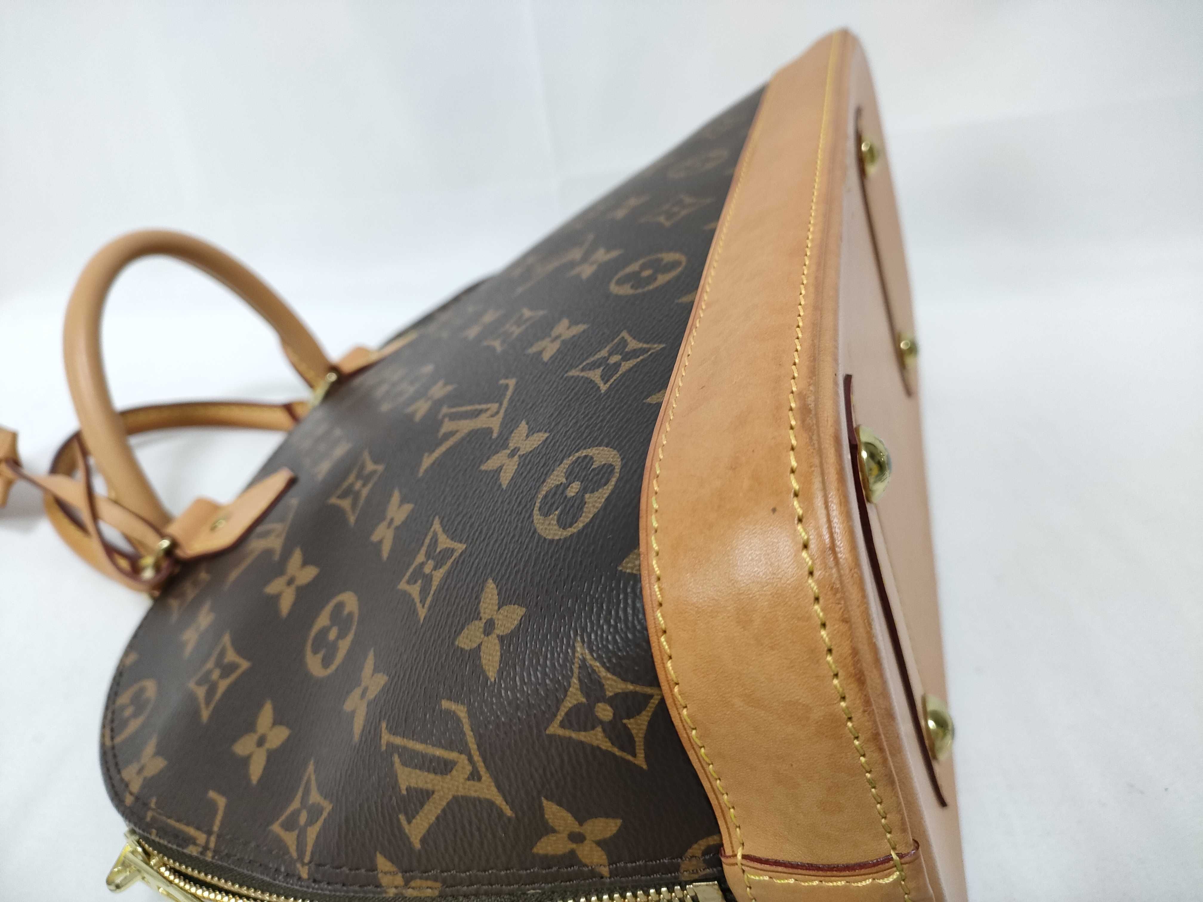 Monogram Louis Vuitton Monogram Handbag Alma PM M51130 Handbag — view 5
