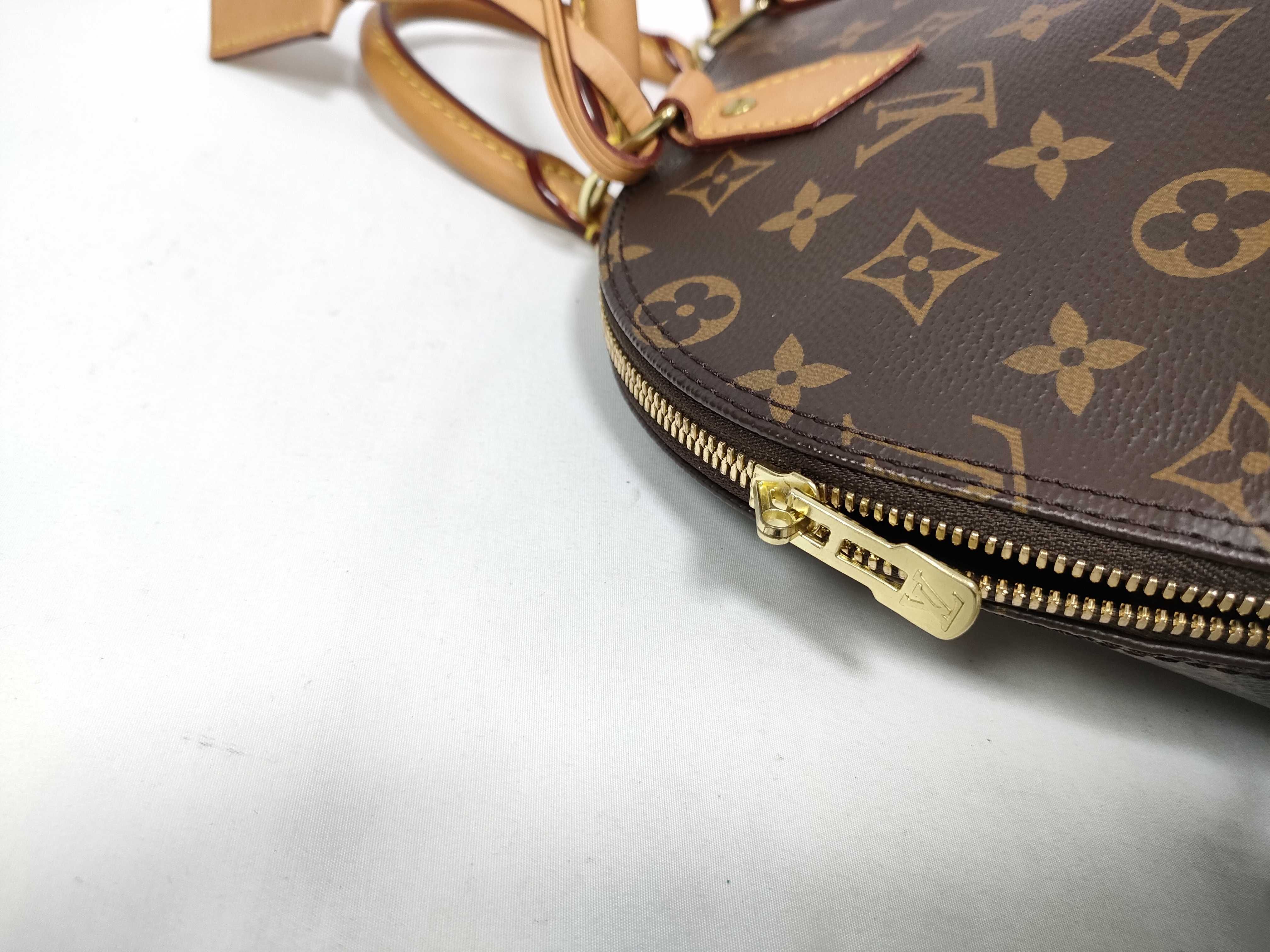 Monogram Louis Vuitton Monogram Handbag Alma PM M51130 Handbag — view 7