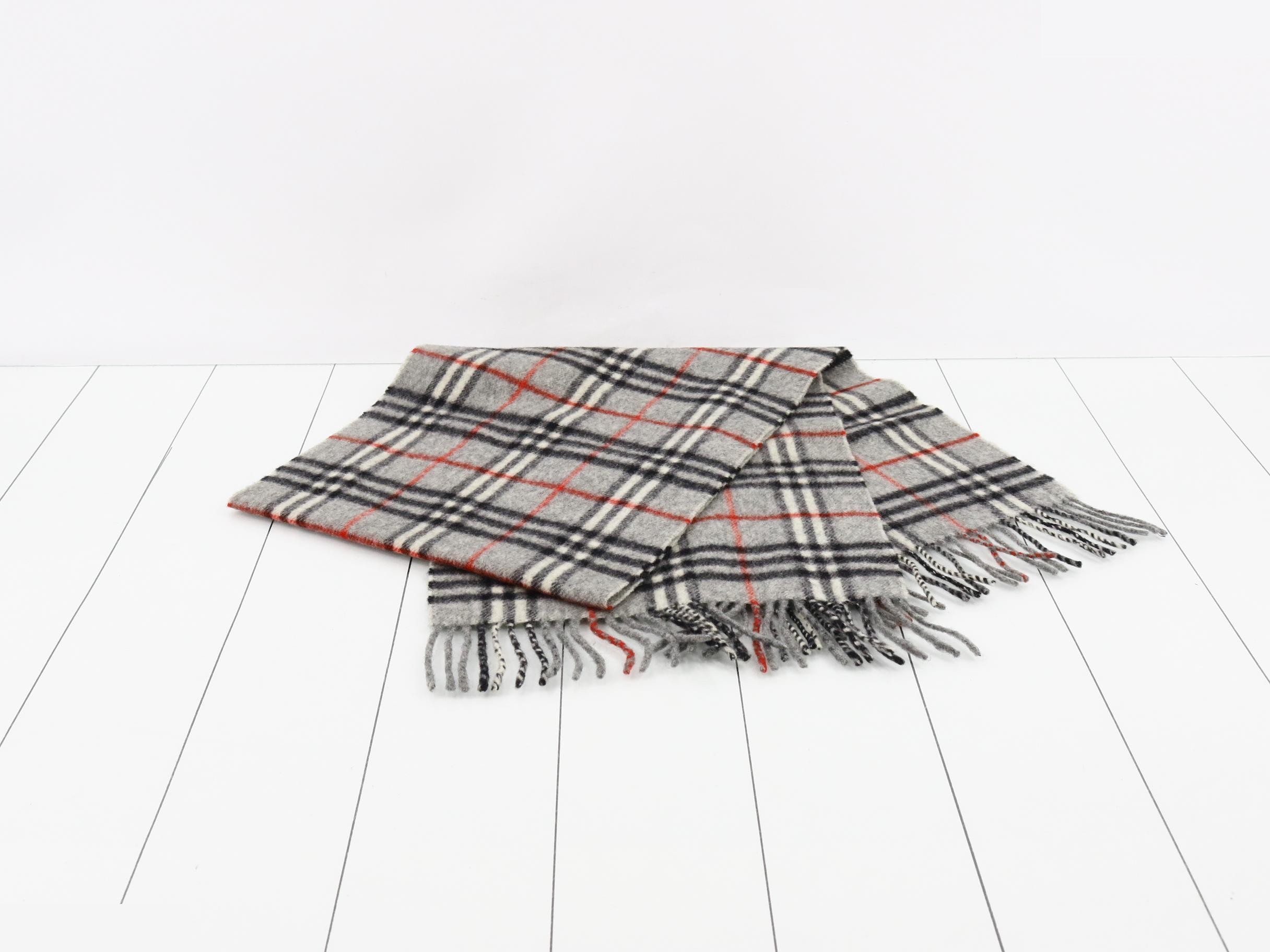 Nova Check Scarf, Gray — view 3