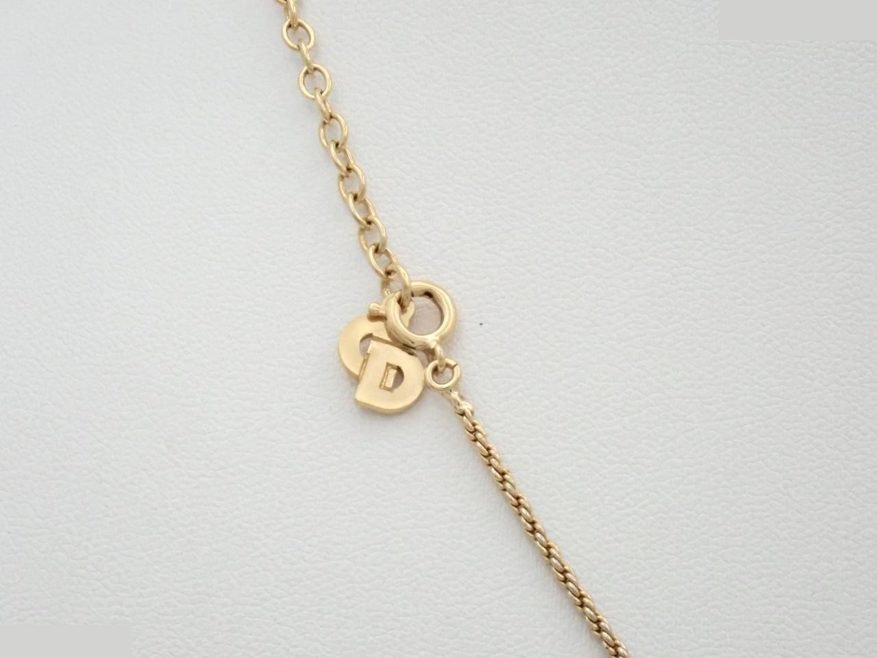 Other line: Precious metals, necklaces, pendants, neck circumference approximately 47cm. — view 2