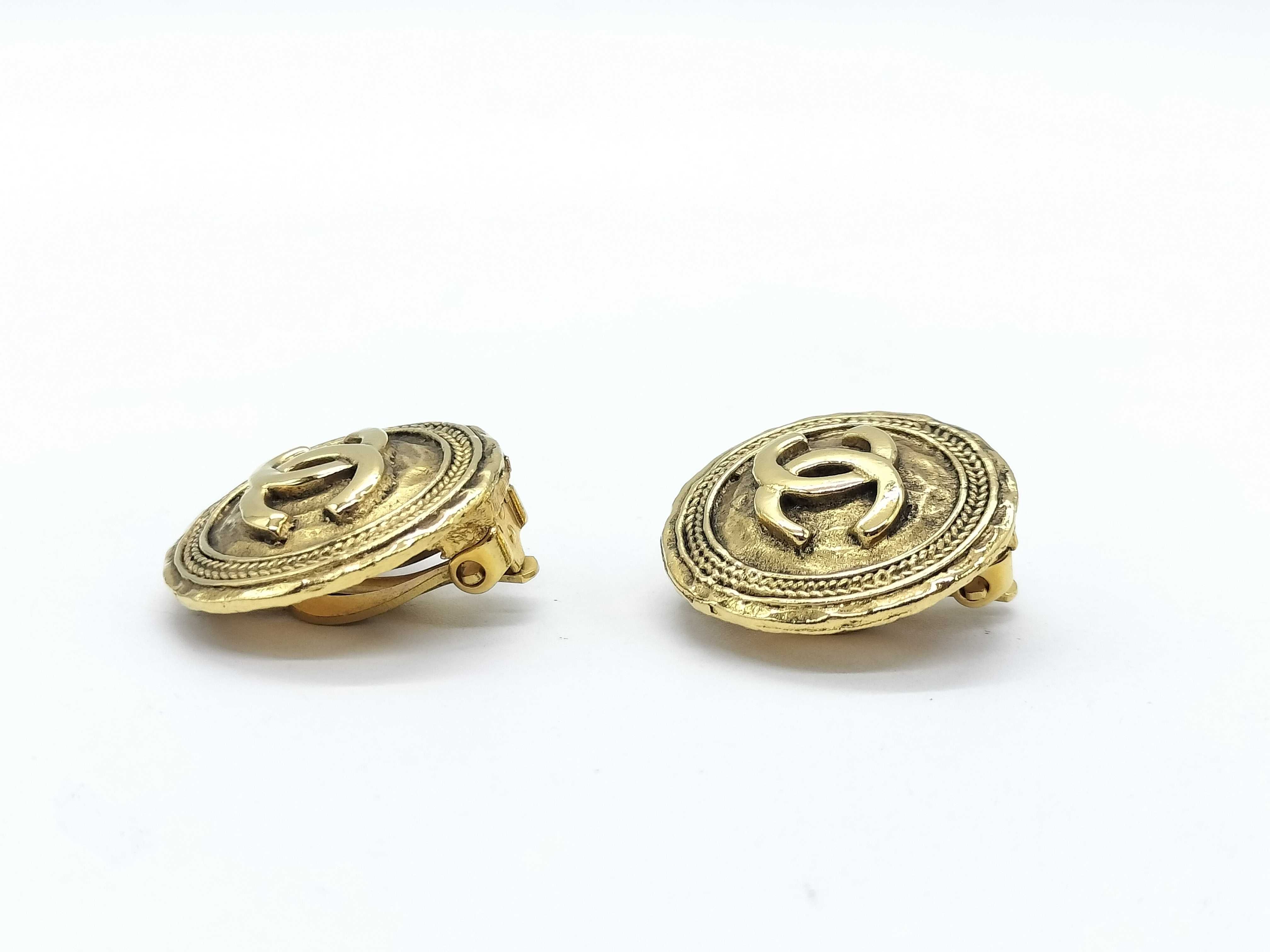 Coco Mark Round Earrings, Gold Vintage Earrings — view 2