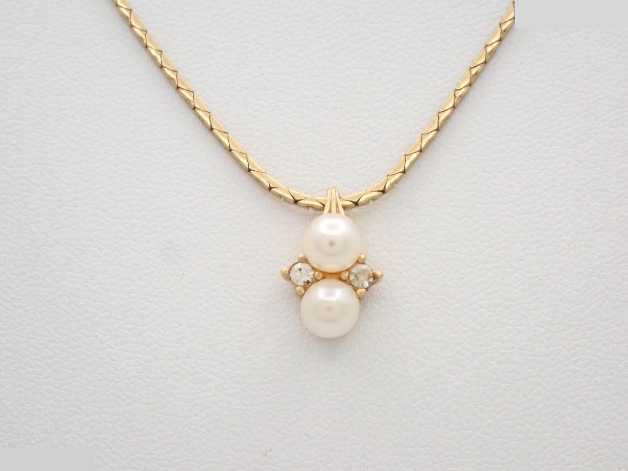 Other lines: Precious metals, necklaces, pendants