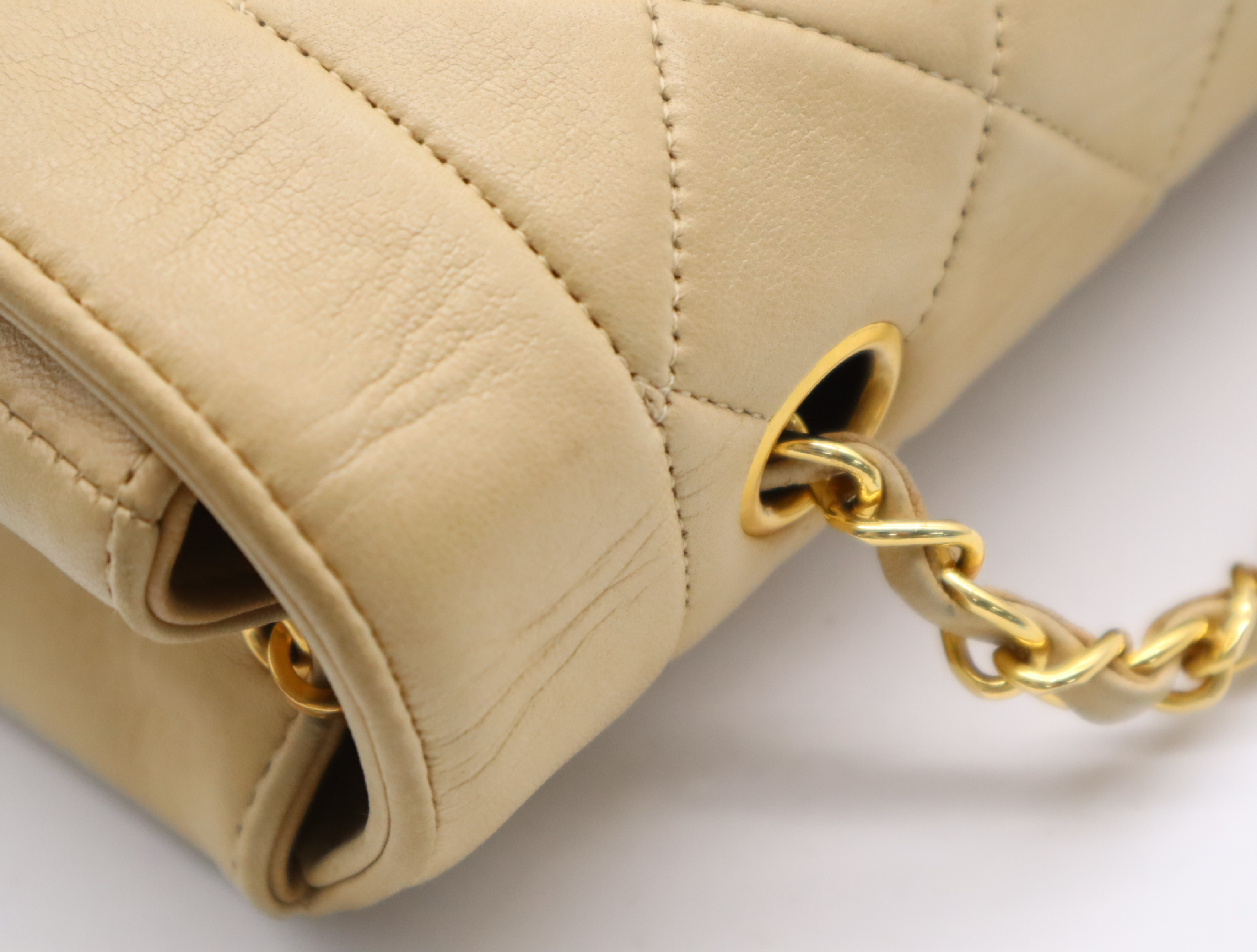 Lambskin Matelassé Diana 22 Small Flap Small Chain Gold Hardware Beige Shoulder Bag with Box — view 8