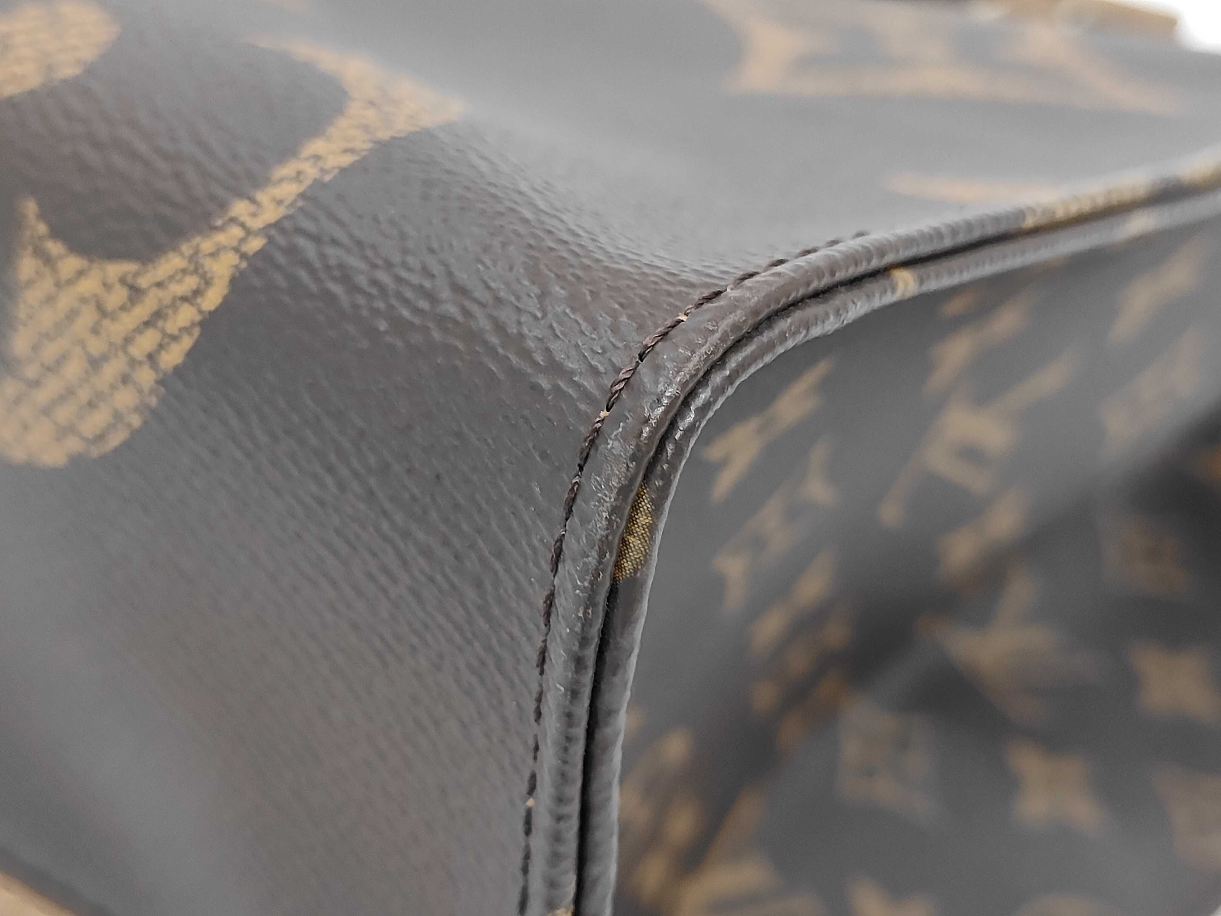 Onzago-GM Tote Bag — view 7