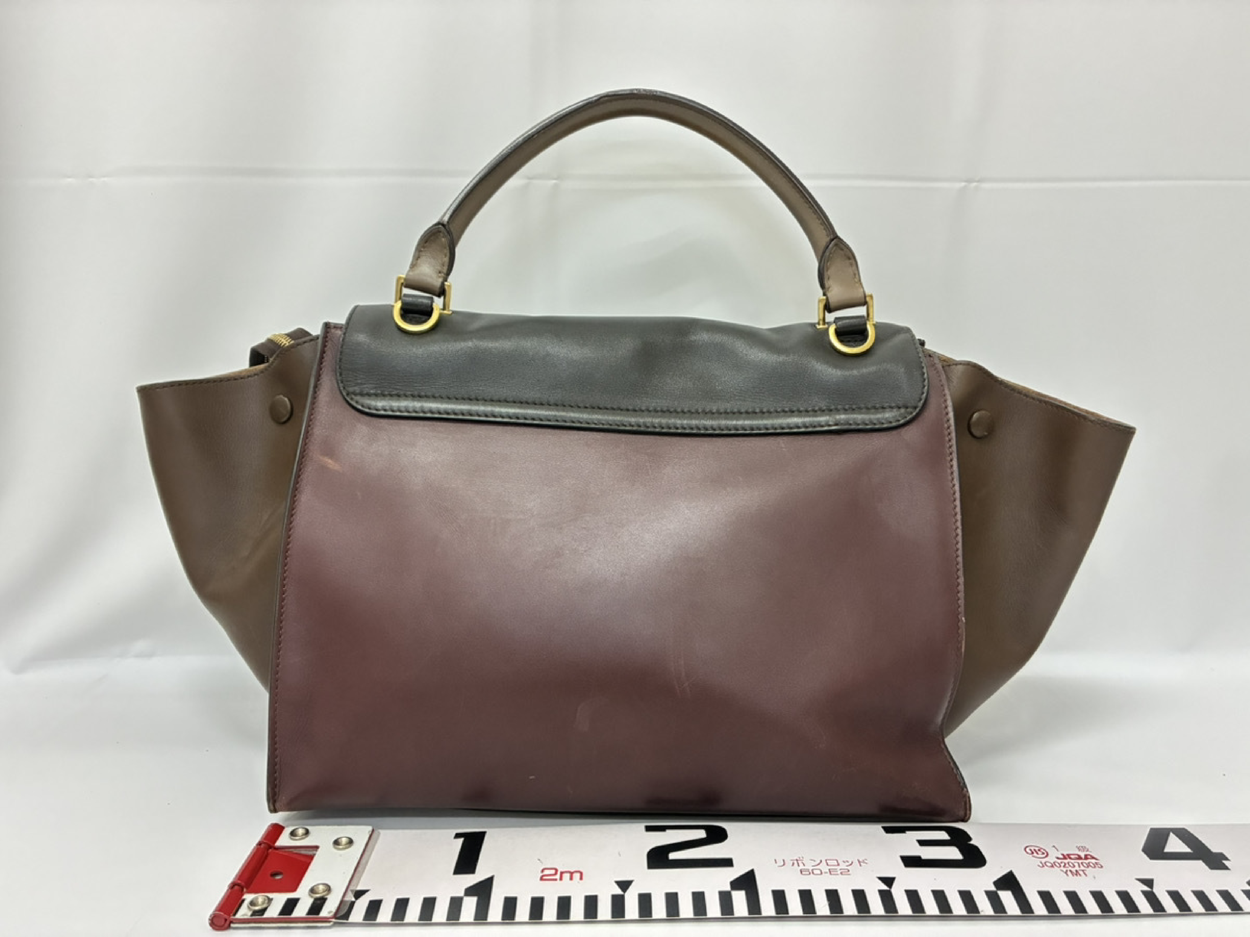 Trapeze Handbag Leather/Wine x Black Handbag — view 2