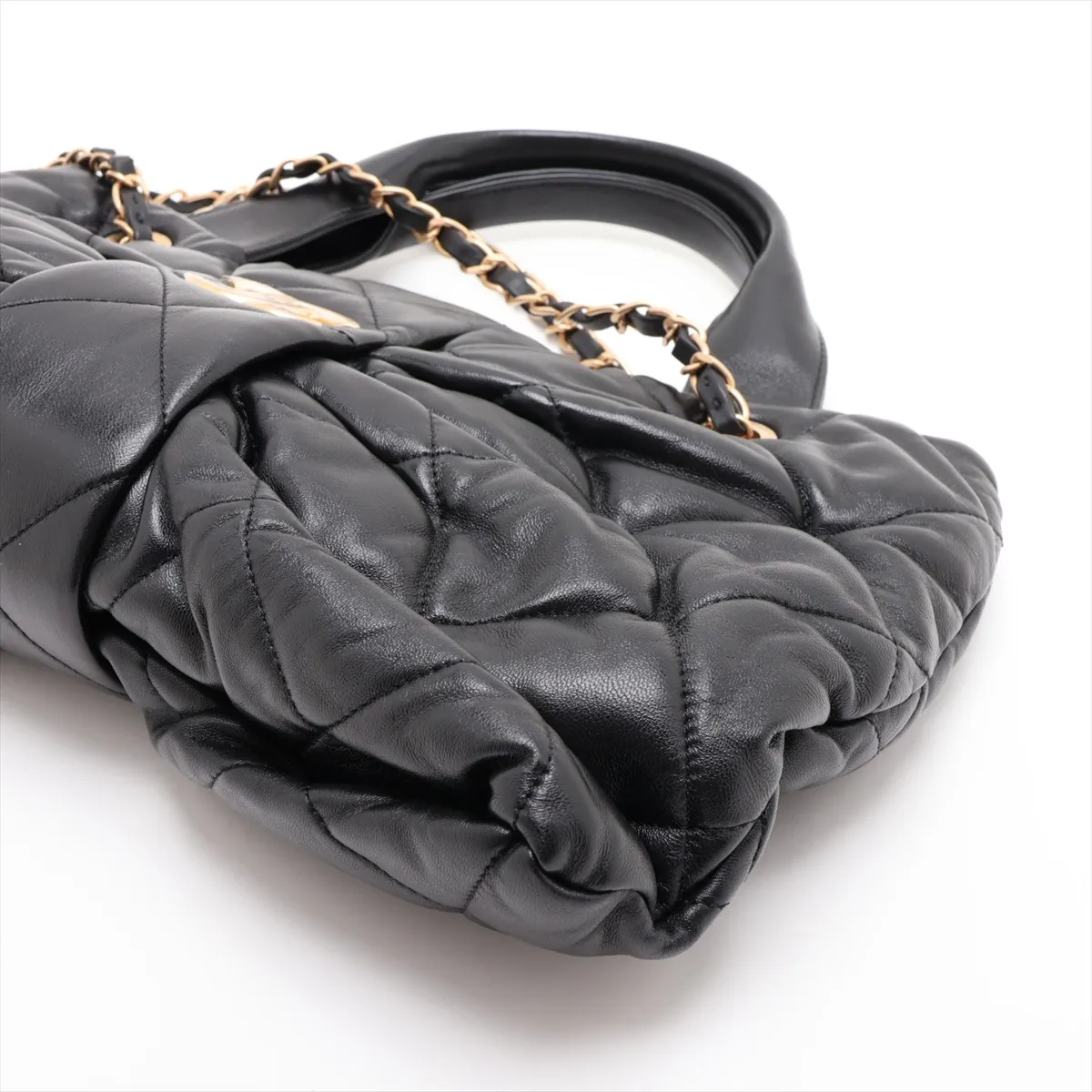 [Individually packaged] Chanel Matelassé Lambskin 2-Way Handbag with Ribbon, Black, Gold Hardware, GL8CT6N9, Random Plate — view 3