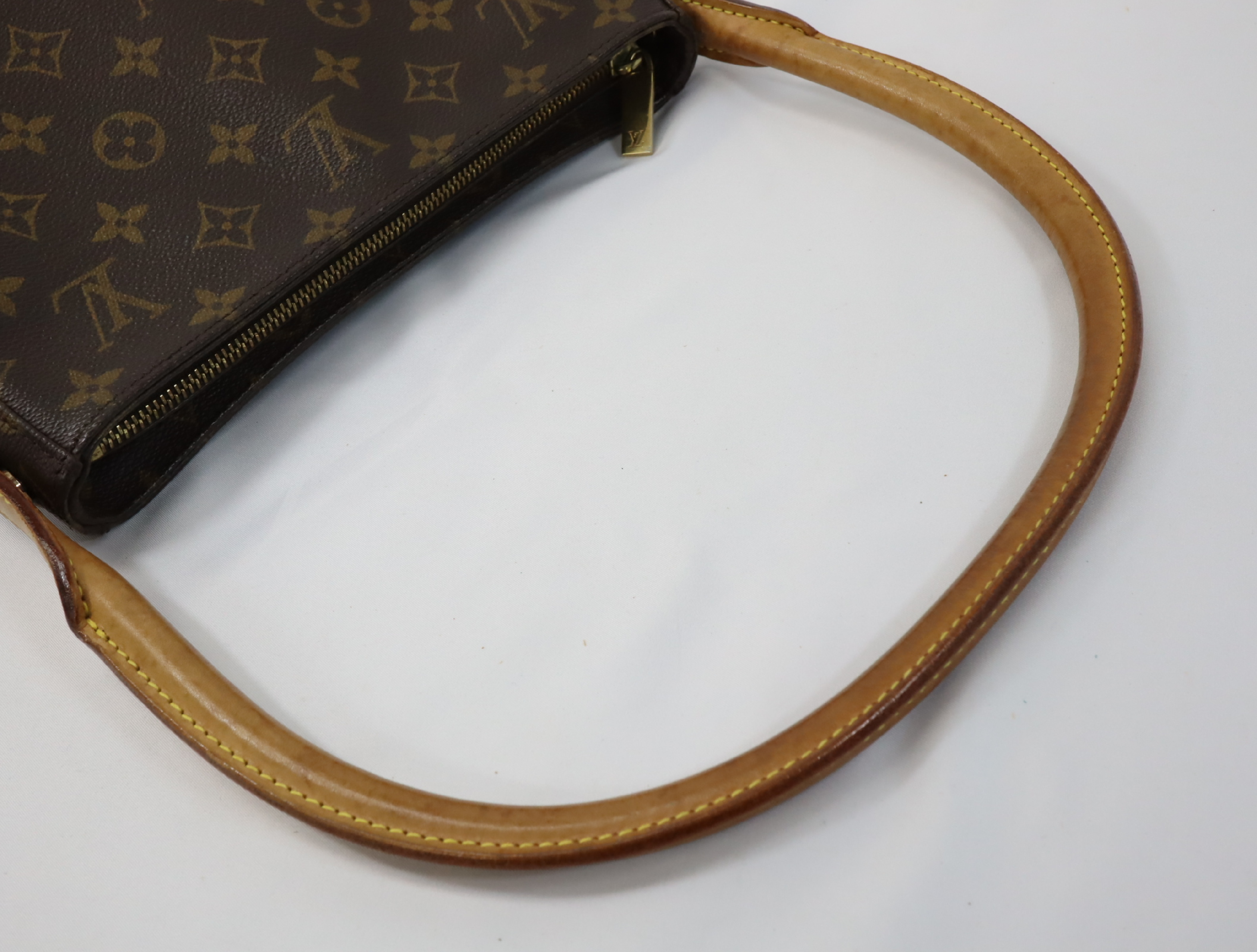 Monogram Looping MM M51146 Brown Shoulder Bag — view 10