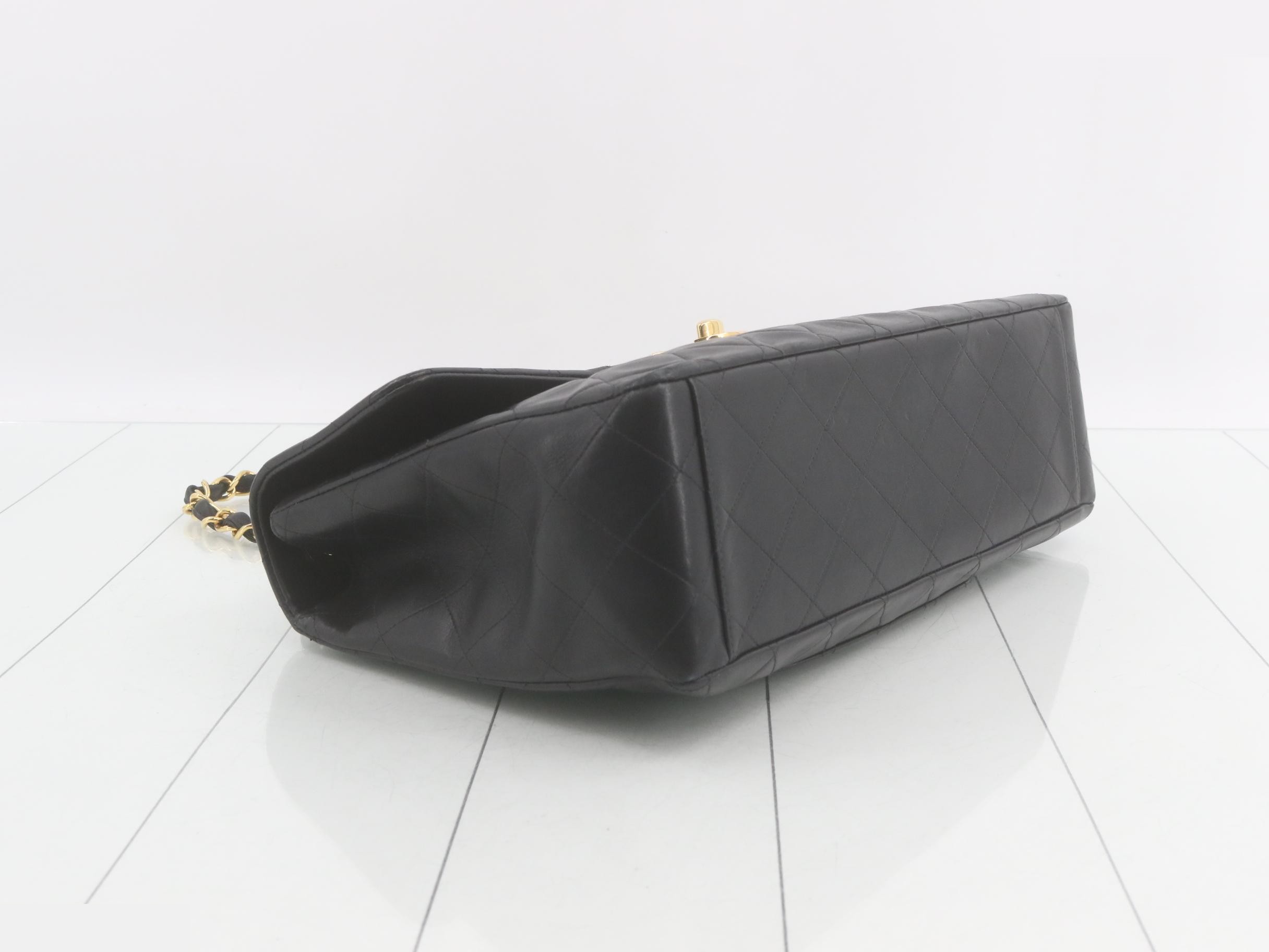 Large Matelassé Shoulder Bag, Black, Series 3 — view 5
