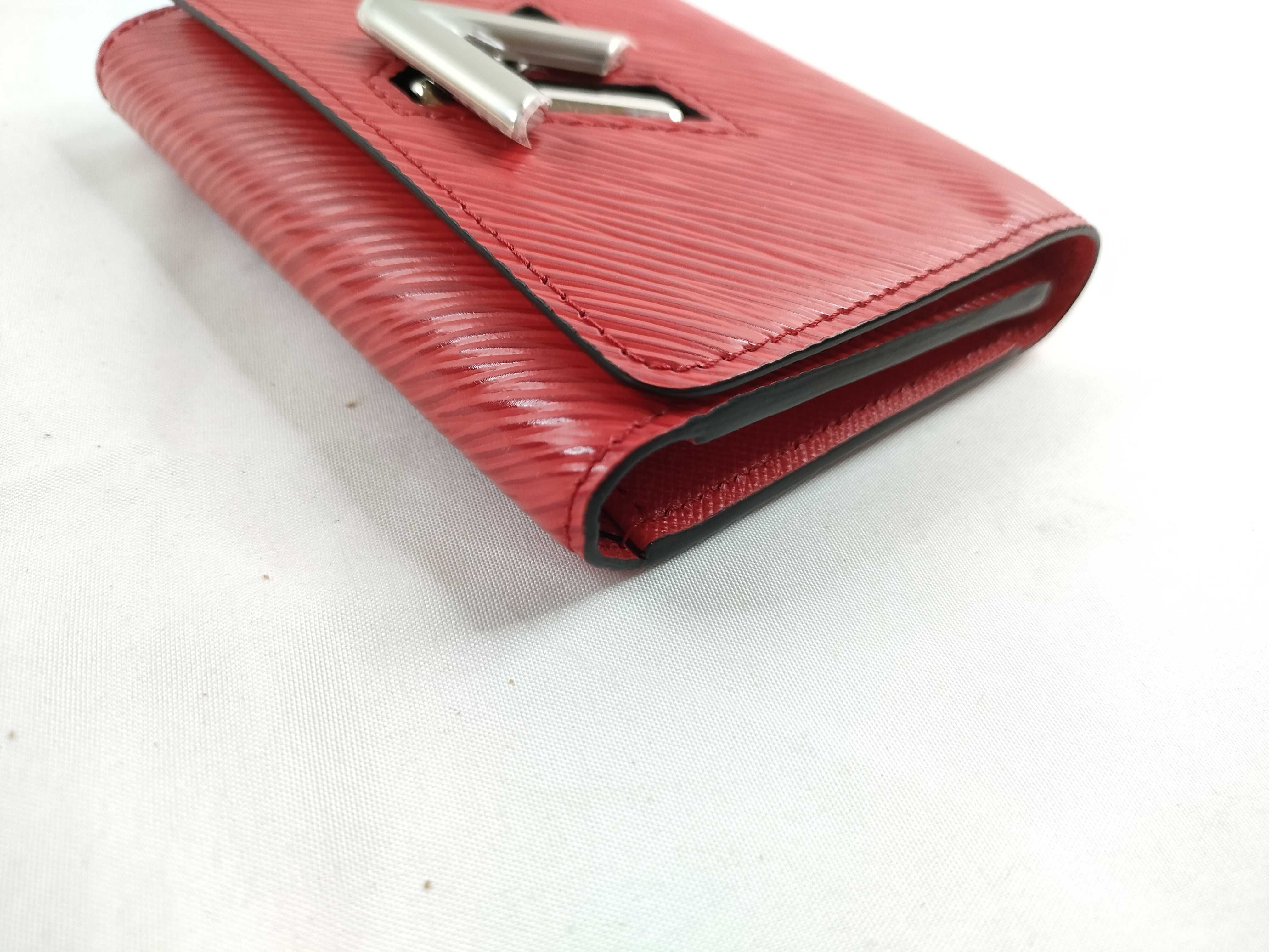 Epi LV Epi Twist Compact Rouge TN4189 BOU Rouge Wallet — view 3