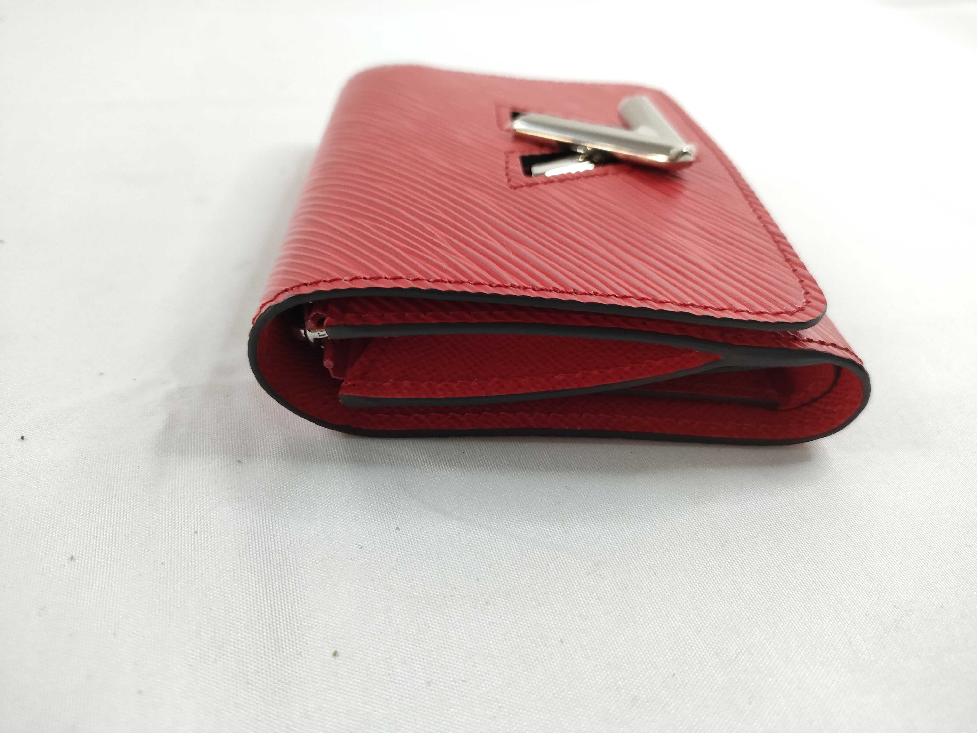Epi LV Epi Twist Compact Rouge TN4189 BOU Rouge Wallet — view 5