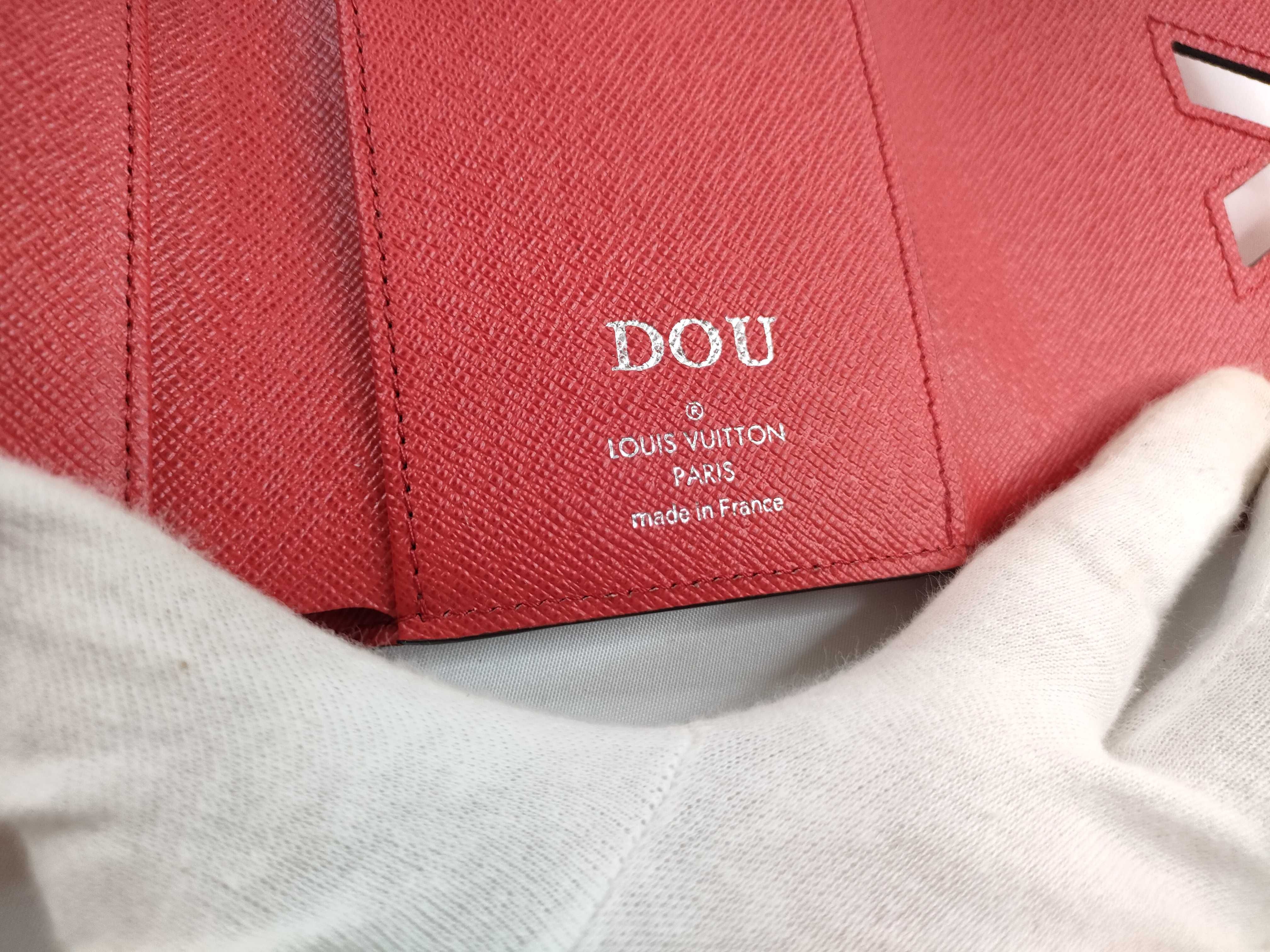 Epi LV Epi Twist Compact Rouge TN4189 BOU Rouge Wallet — view 9