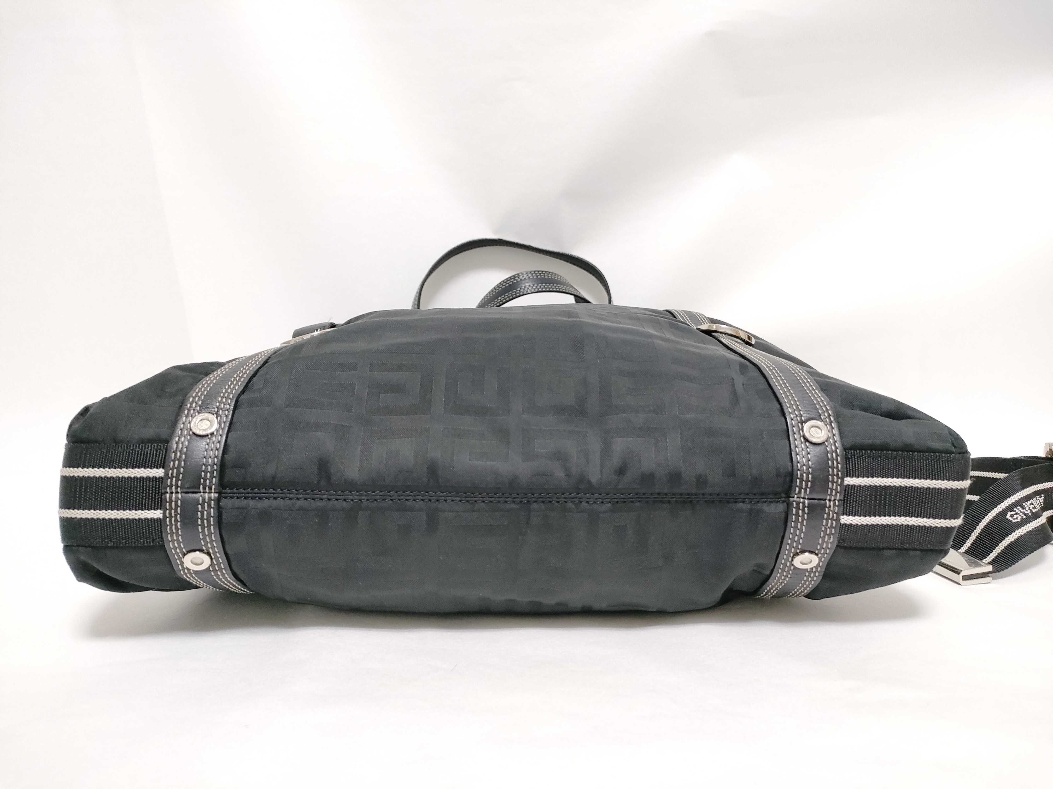 Logo Black Nylon Leather 2-Way Bag Shoulder Bag — view 8