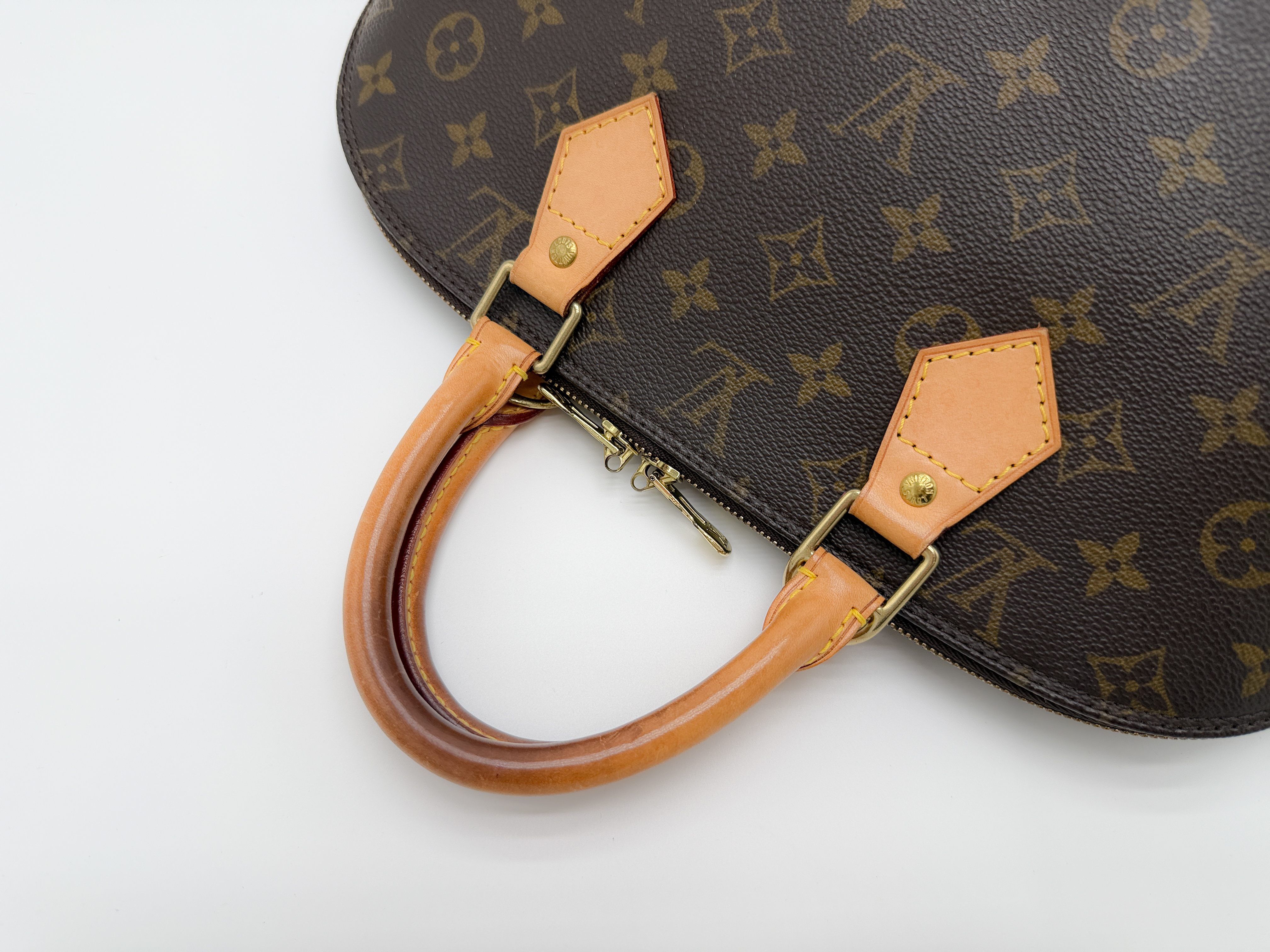 Monogram M51130 Alma PM FL0072 Handbag — view 3